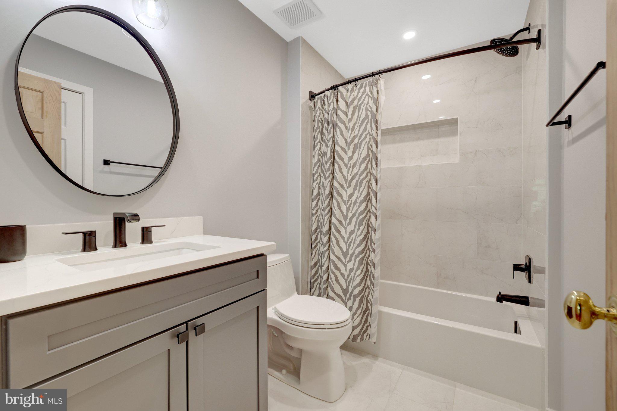 GEORGETOWN MANOR ESTATES - Residential