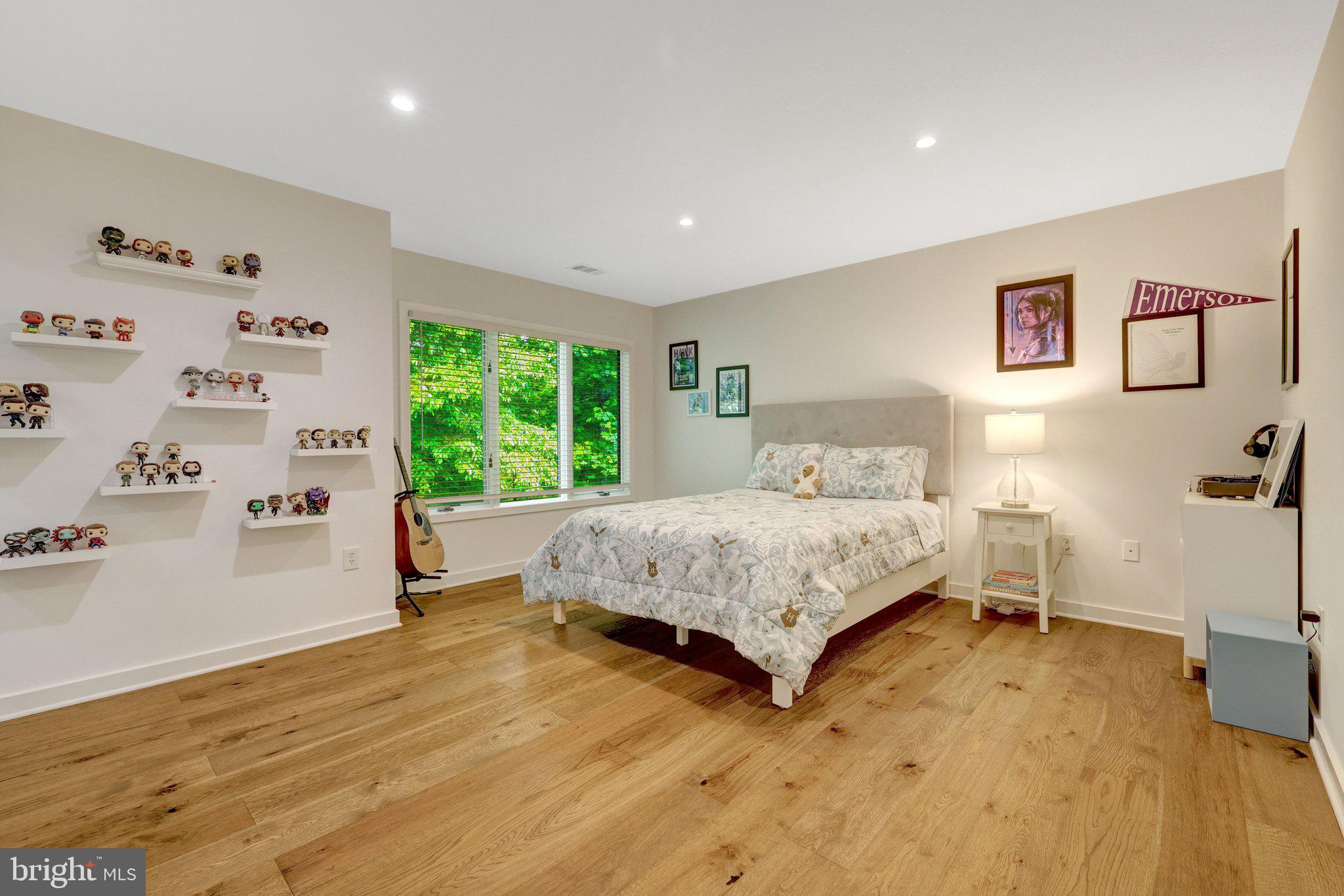 GEORGETOWN MANOR ESTATES - Residential