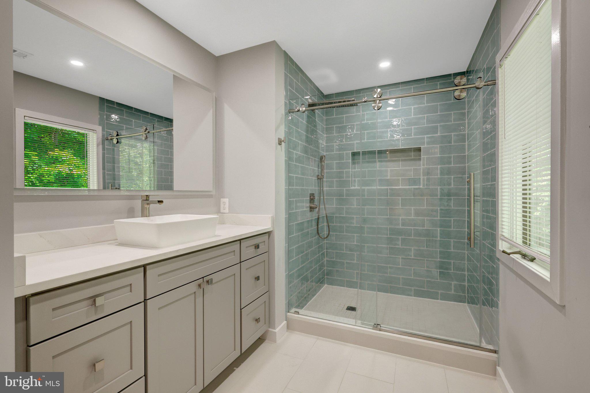 GEORGETOWN MANOR ESTATES - Residential