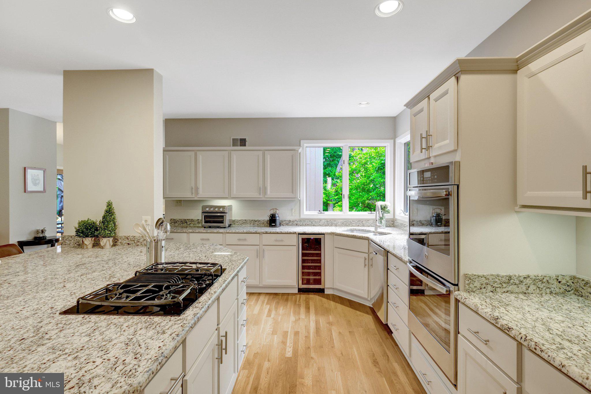 GEORGETOWN MANOR ESTATES - Residential