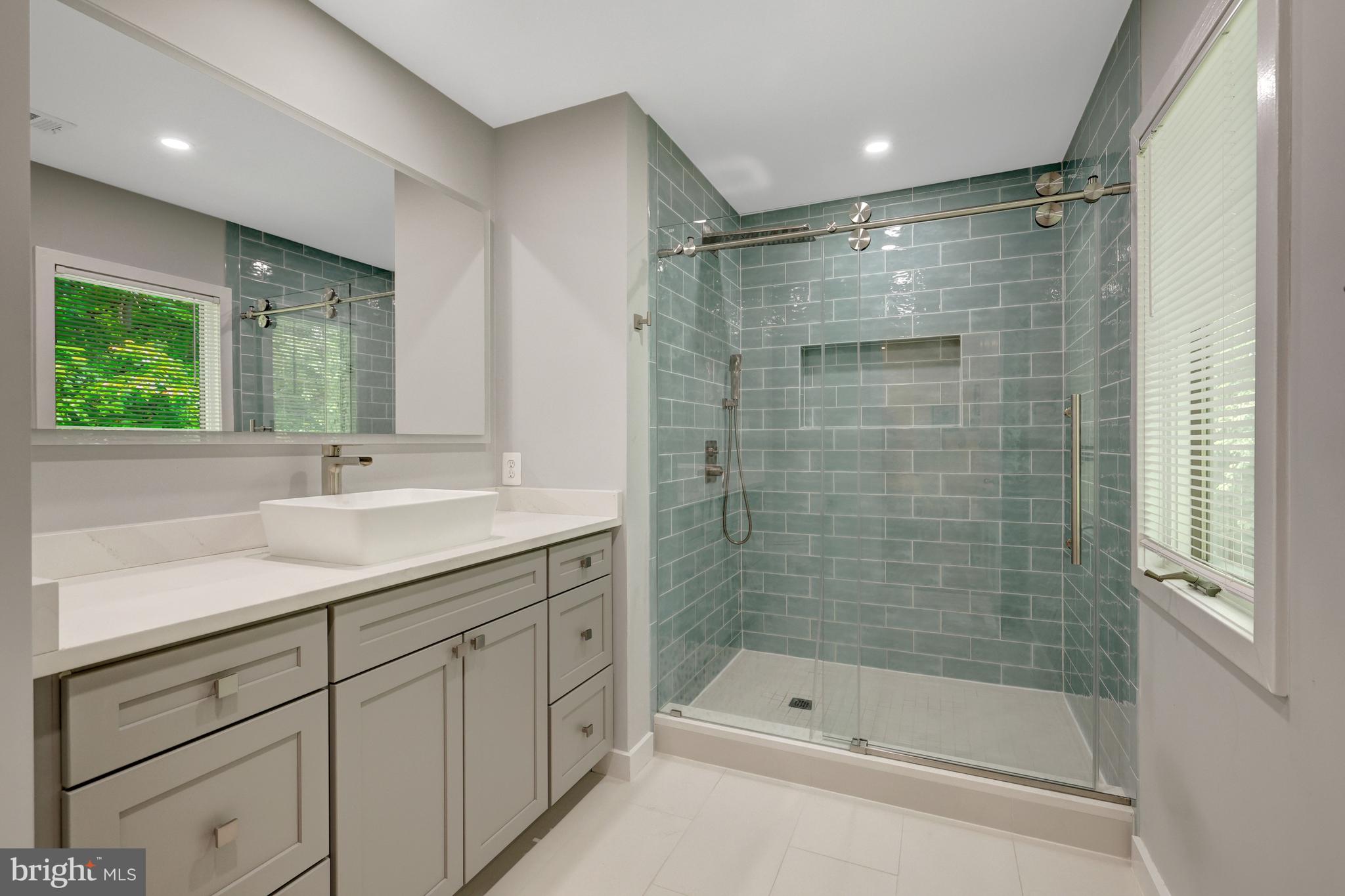 GEORGETOWN MANOR ESTATES - Residential