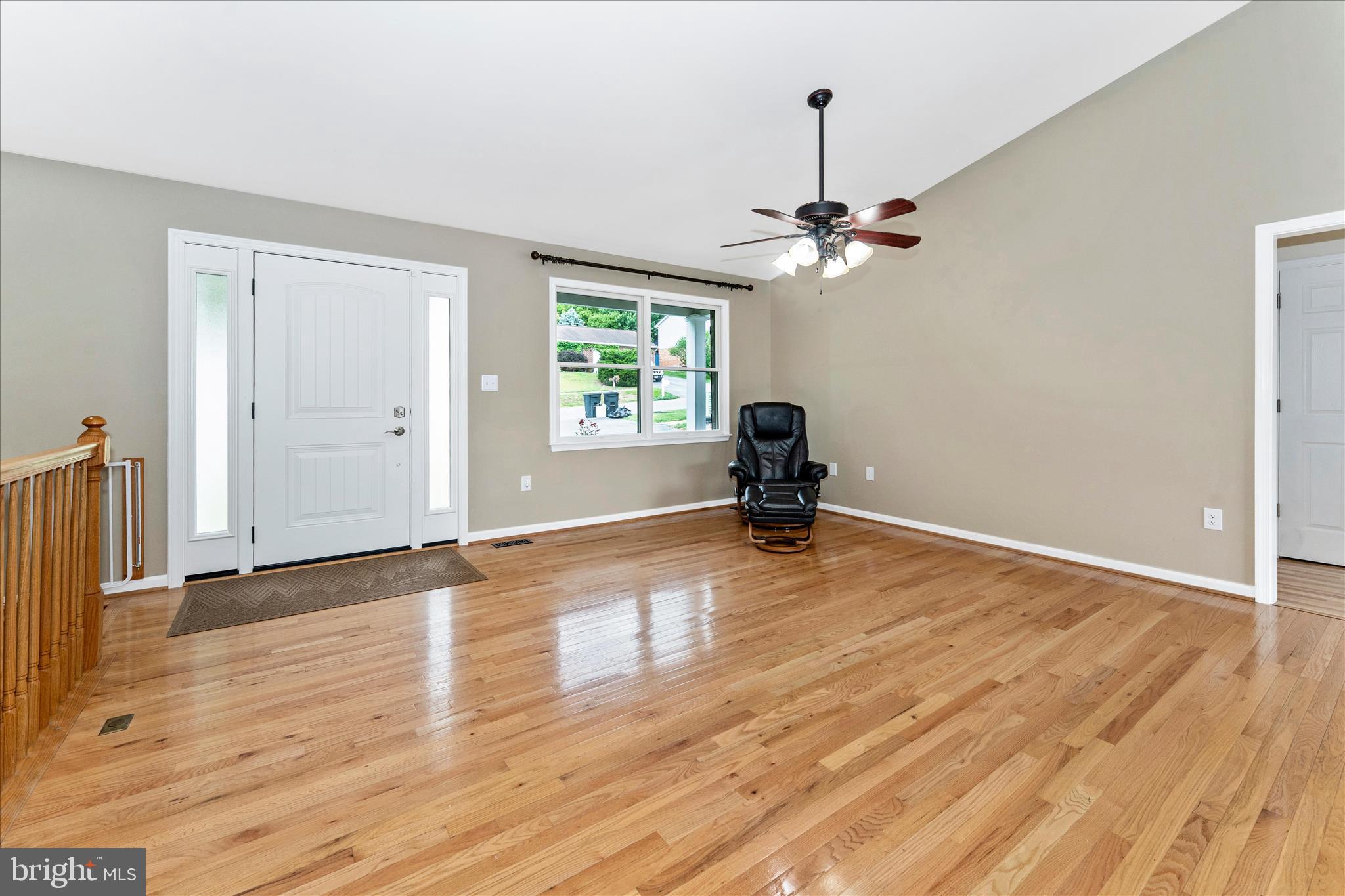 WHISPERING HILLS - Residential
