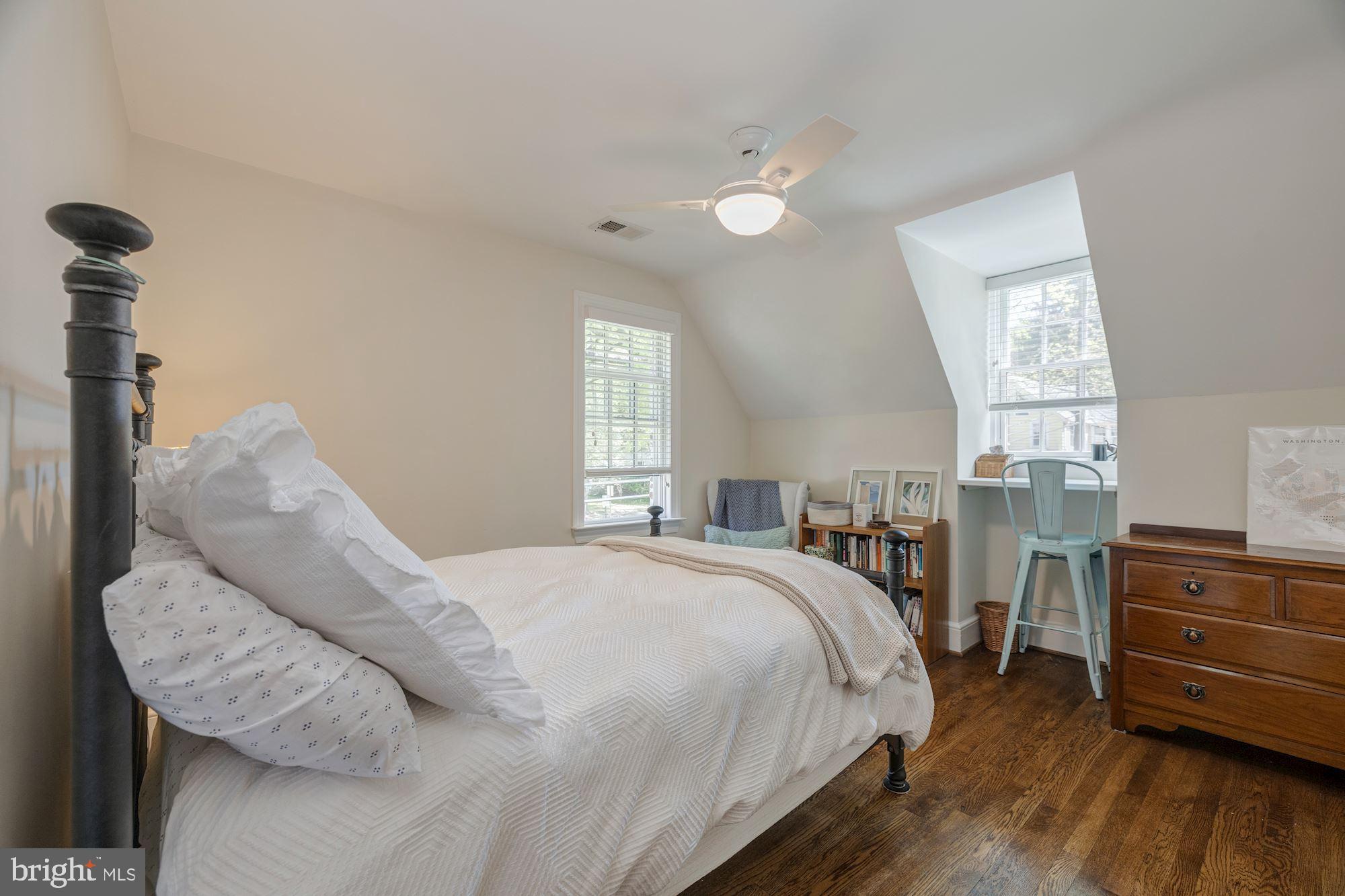 CHEVY CHASE VILLAGE - Residential