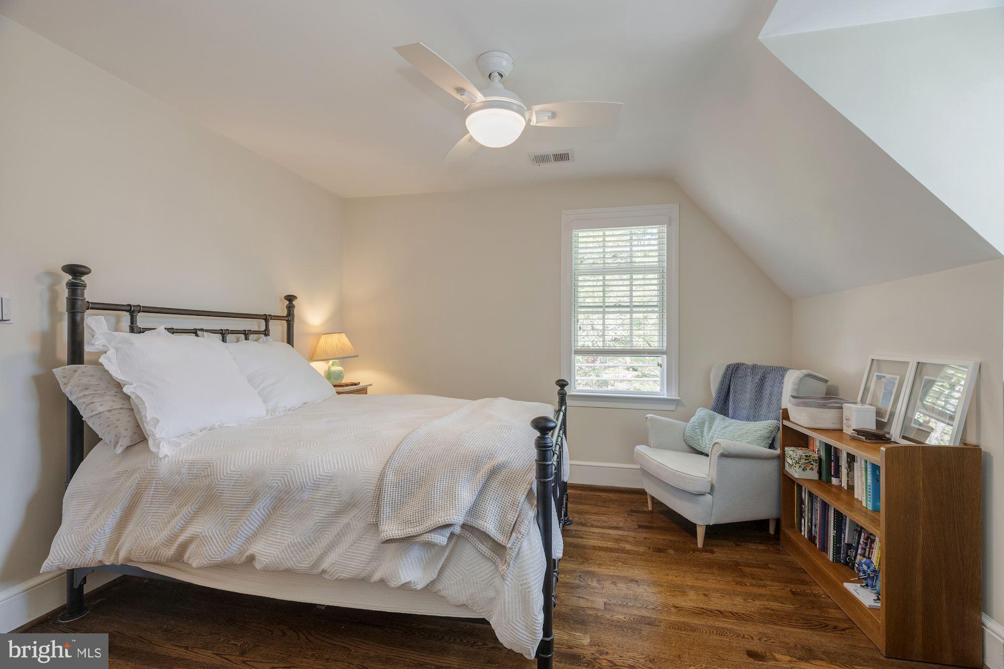 CHEVY CHASE VILLAGE - Residential