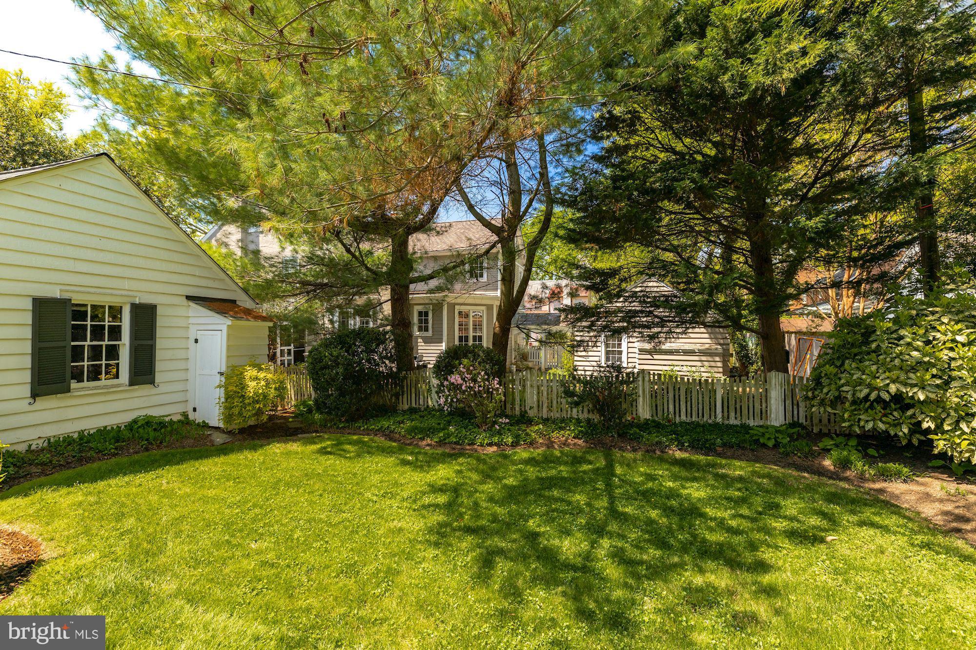 CHEVY CHASE VILLAGE - Residential