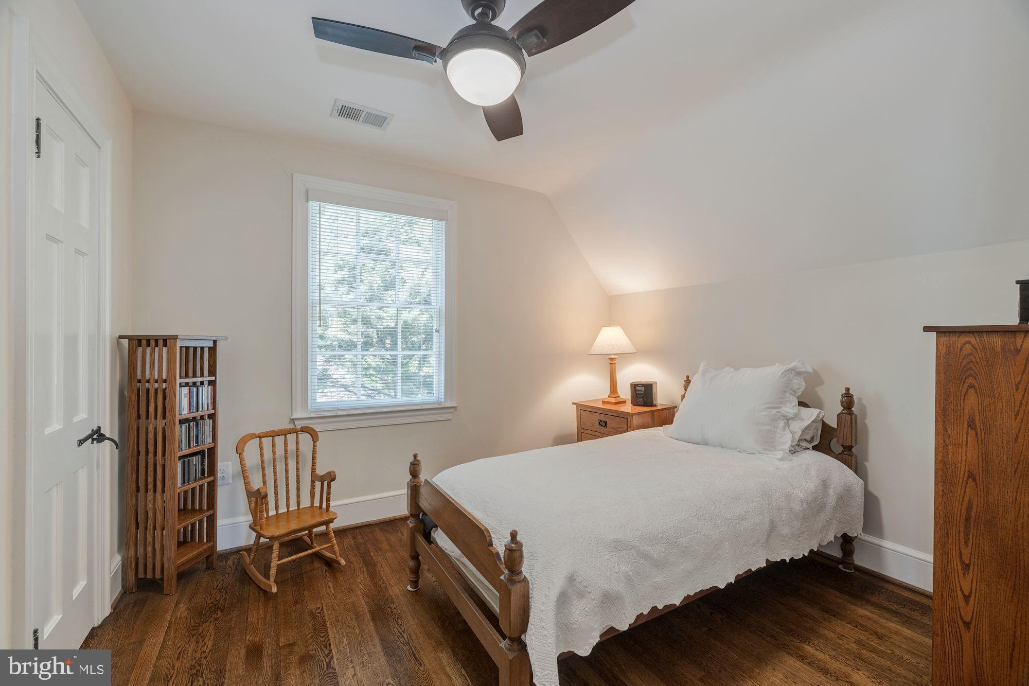 CHEVY CHASE VILLAGE - Residential