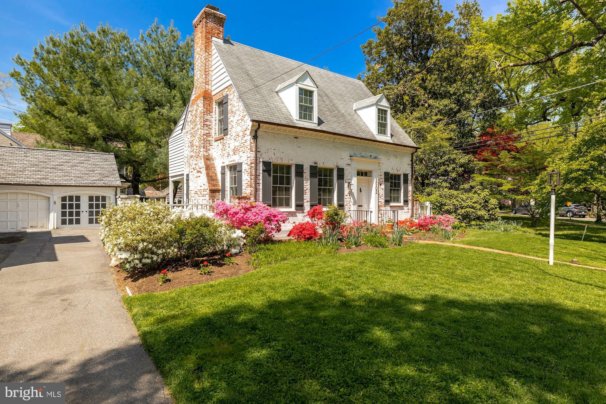 CHEVY CHASE VILLAGE - Residential