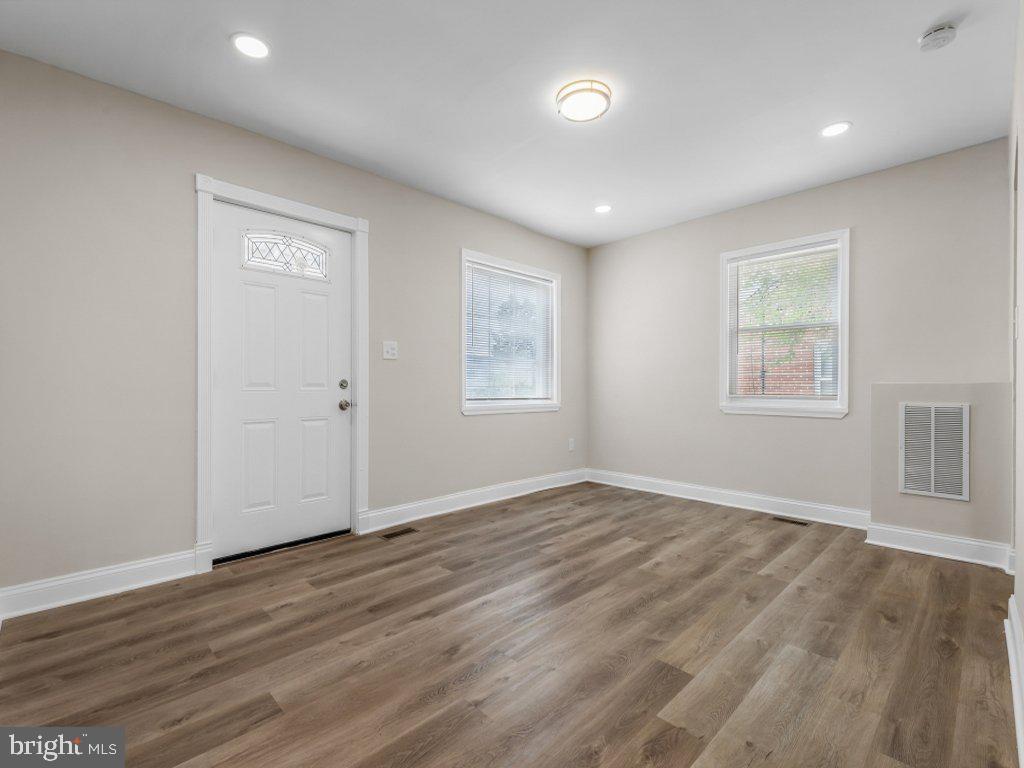 GLEN GARDENS - Residential