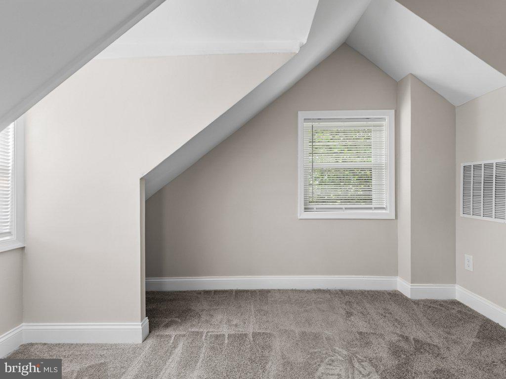 GLEN GARDENS - Residential