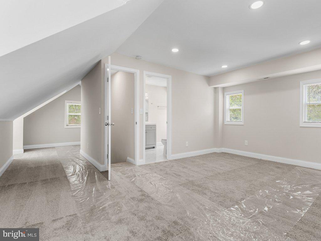 GLEN GARDENS - Residential