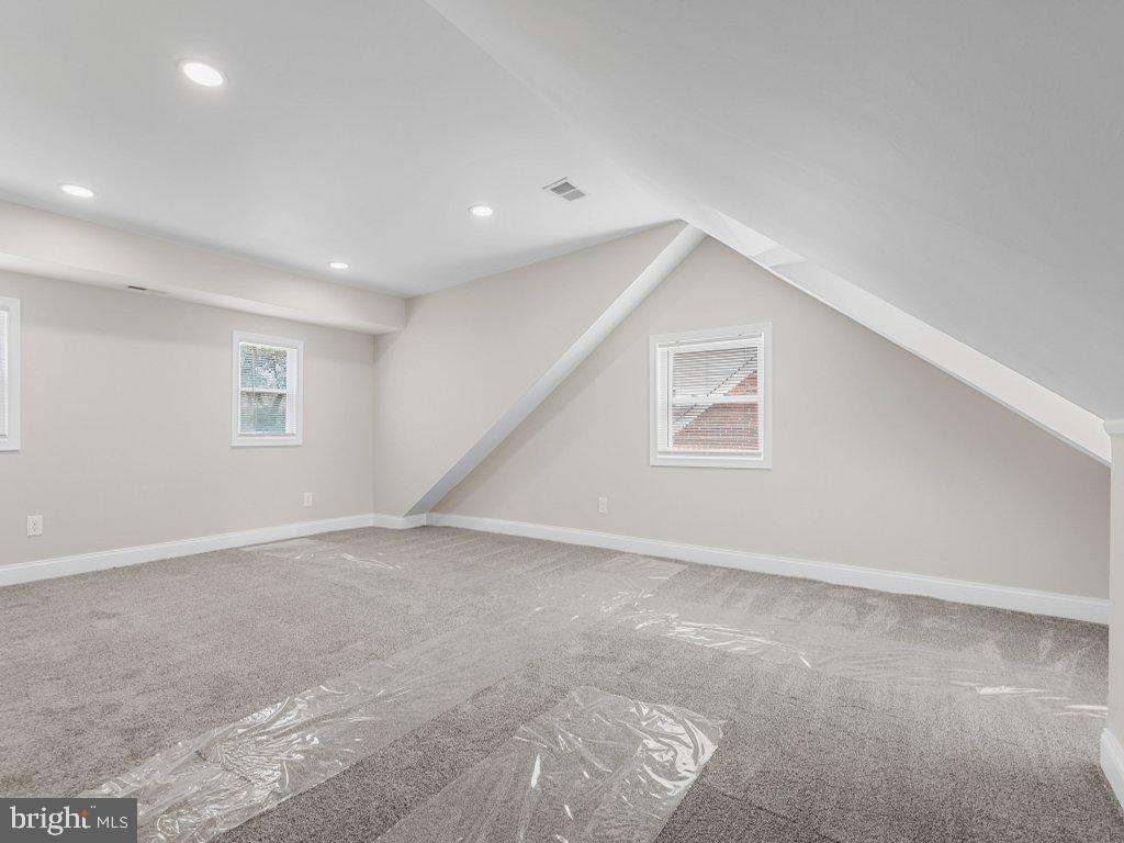 GLEN GARDENS - Residential