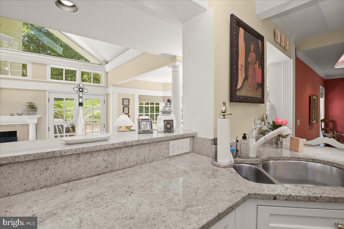 WOODACRES - Residential