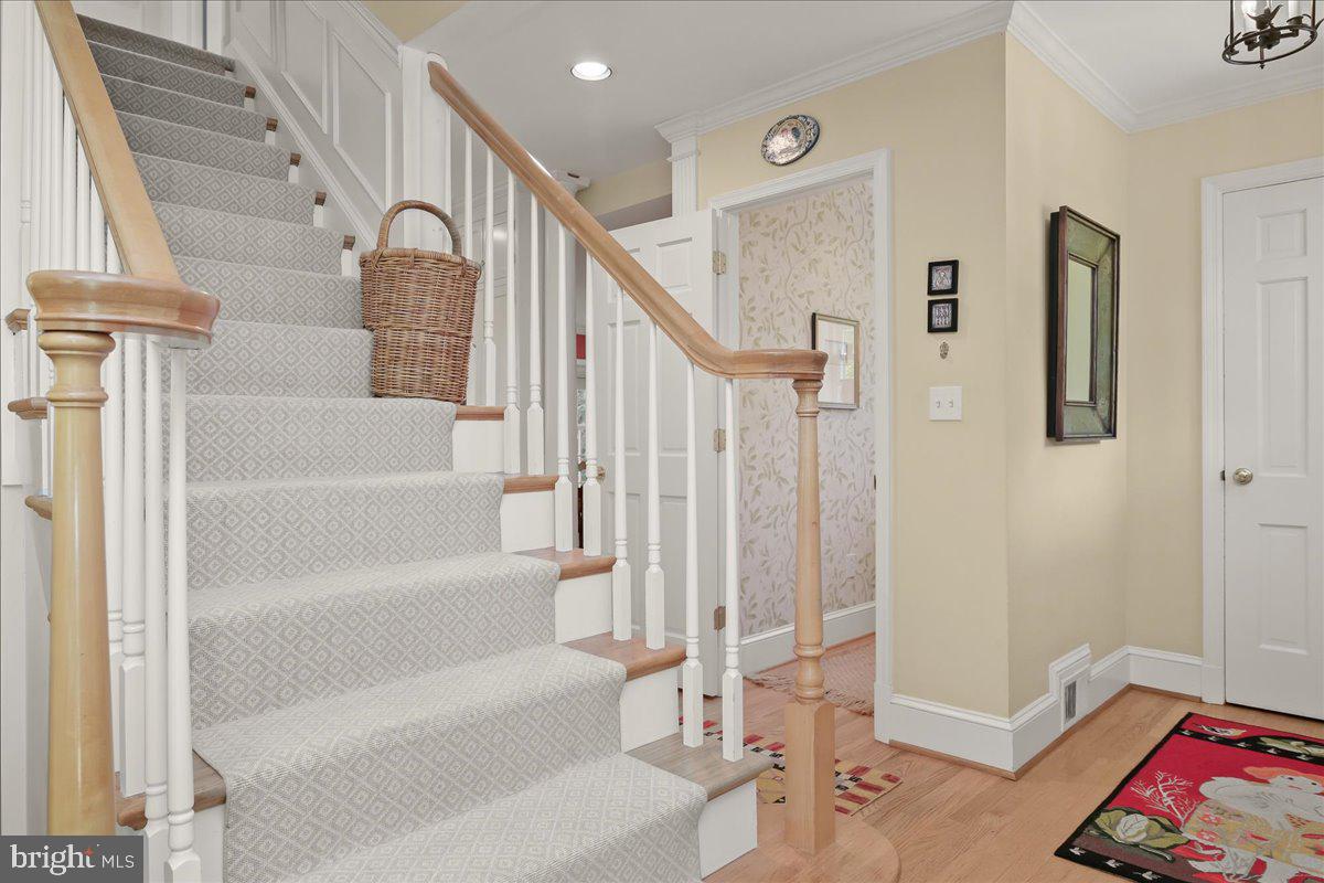 WOODACRES - Residential