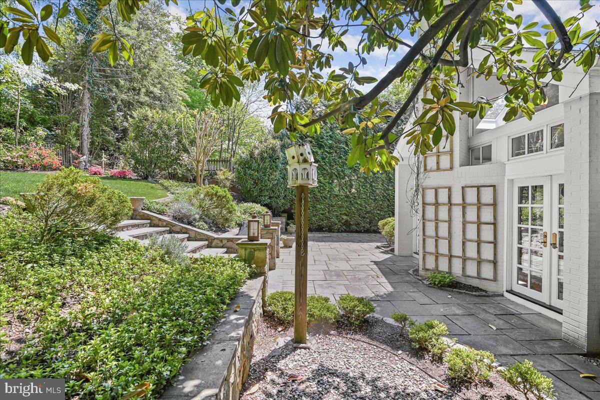 WOODACRES - Residential