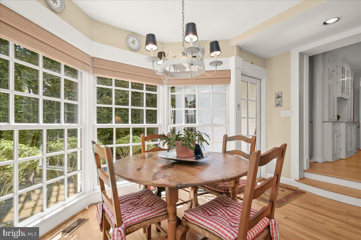 WOODACRES - Residential