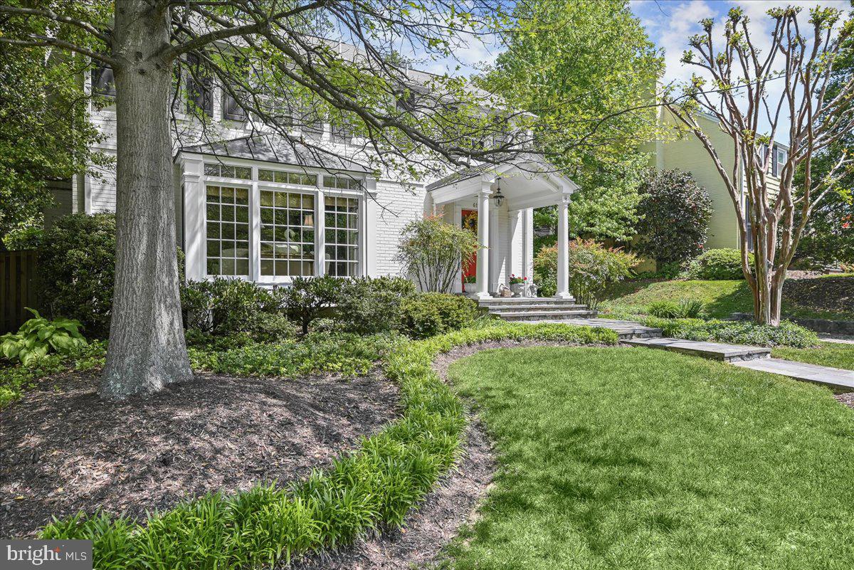 WOODACRES - Residential