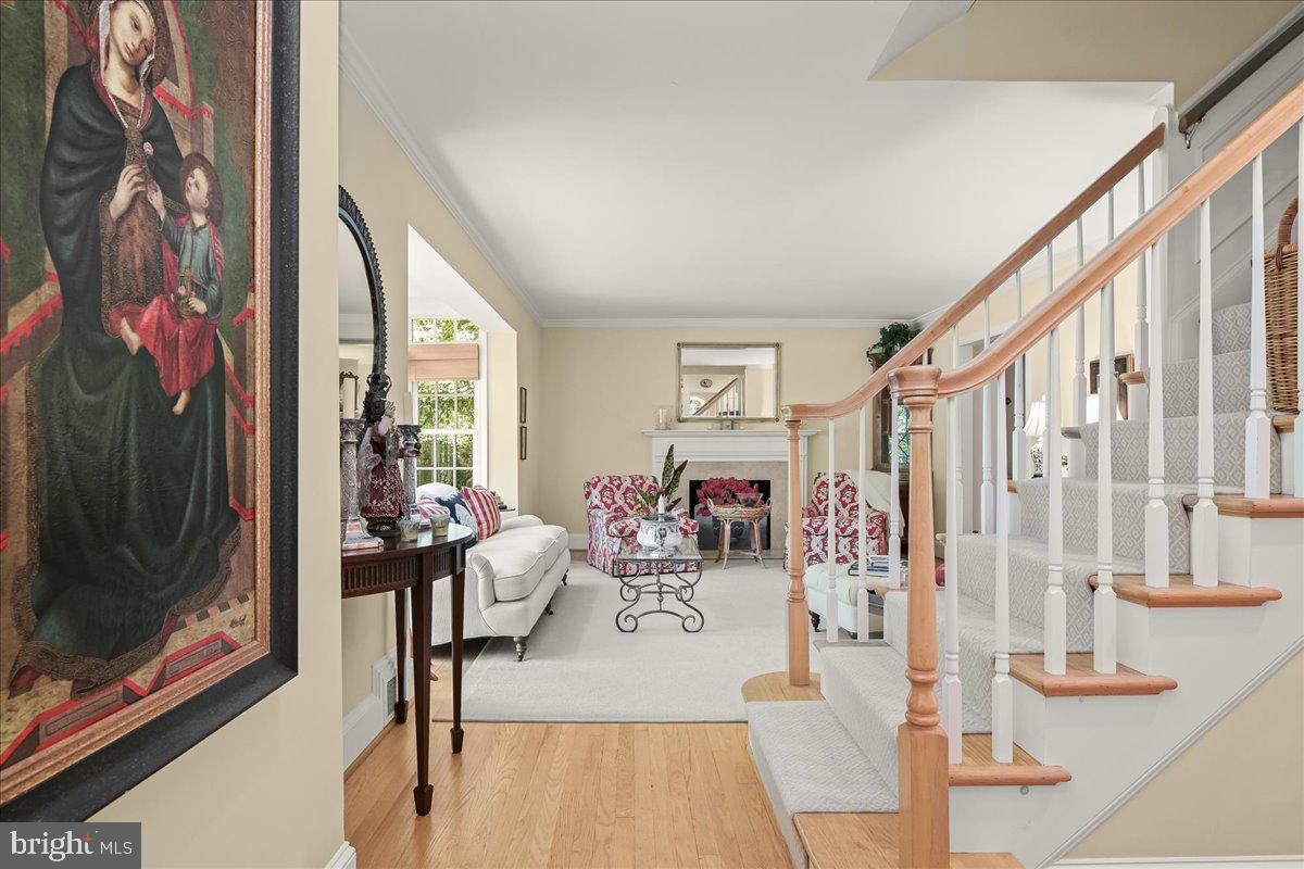 WOODACRES - Residential