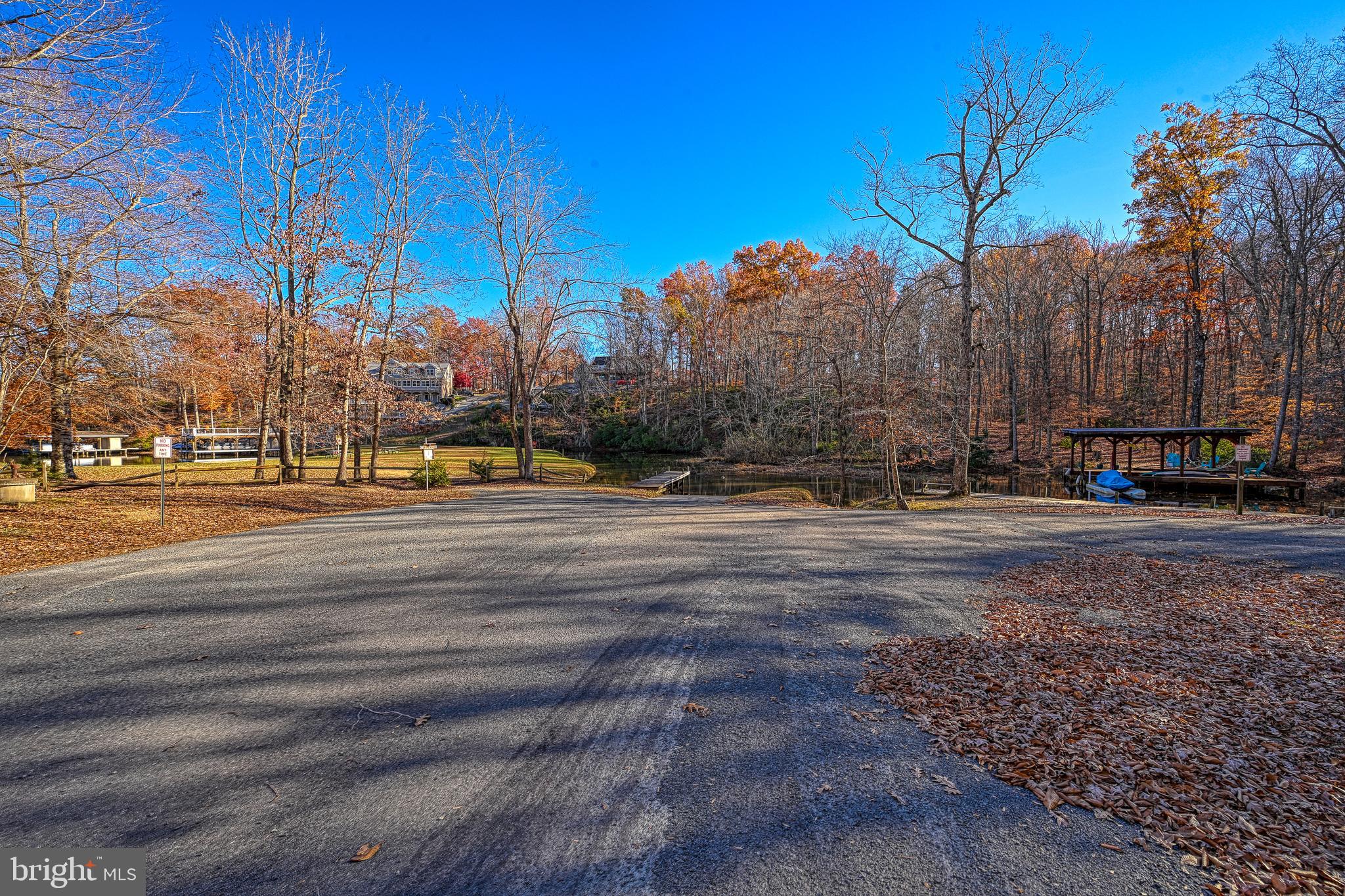 WILDWOOD ON LAKE ANNA - Land
