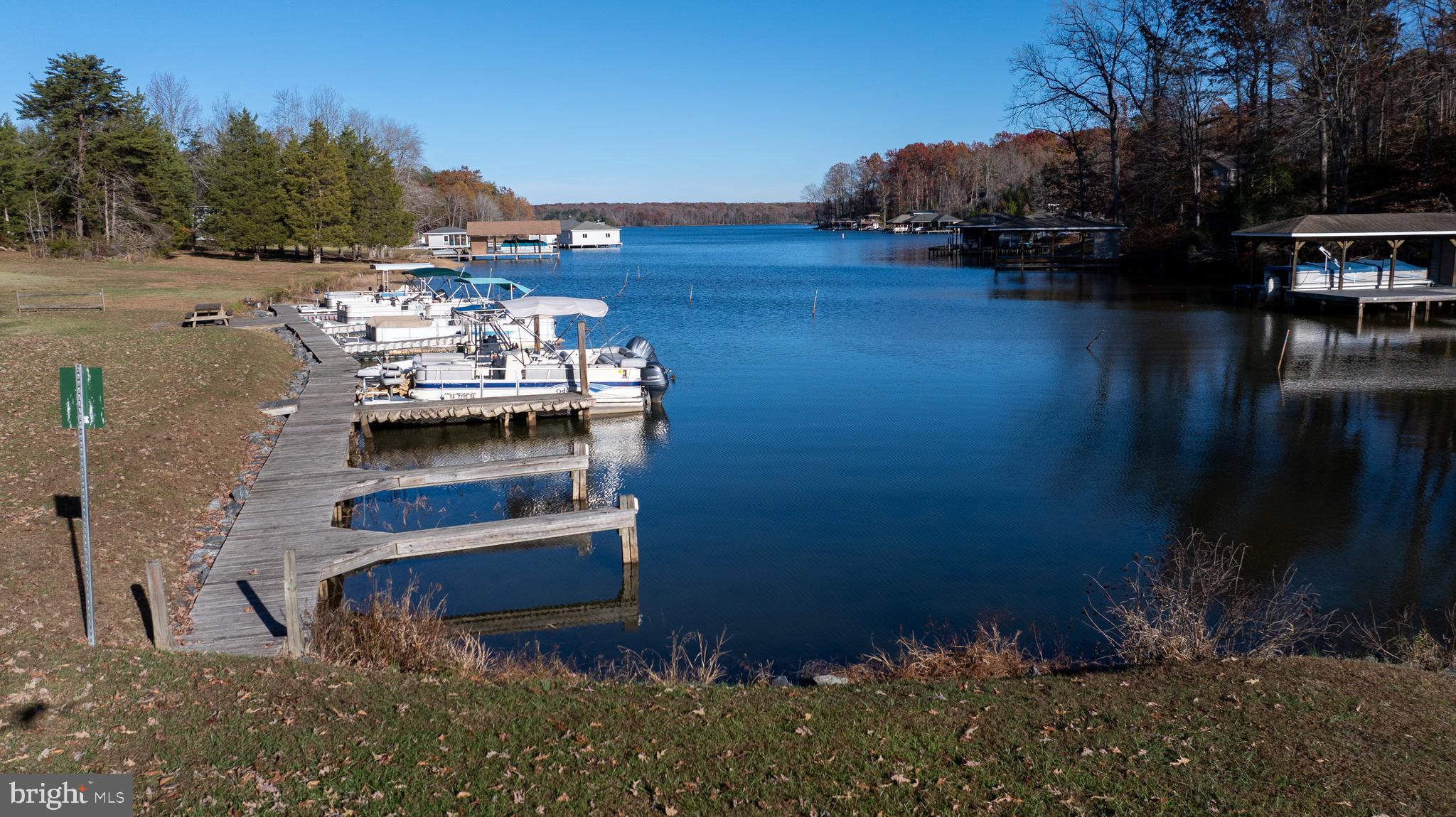WILDWOOD ON LAKE ANNA - Land