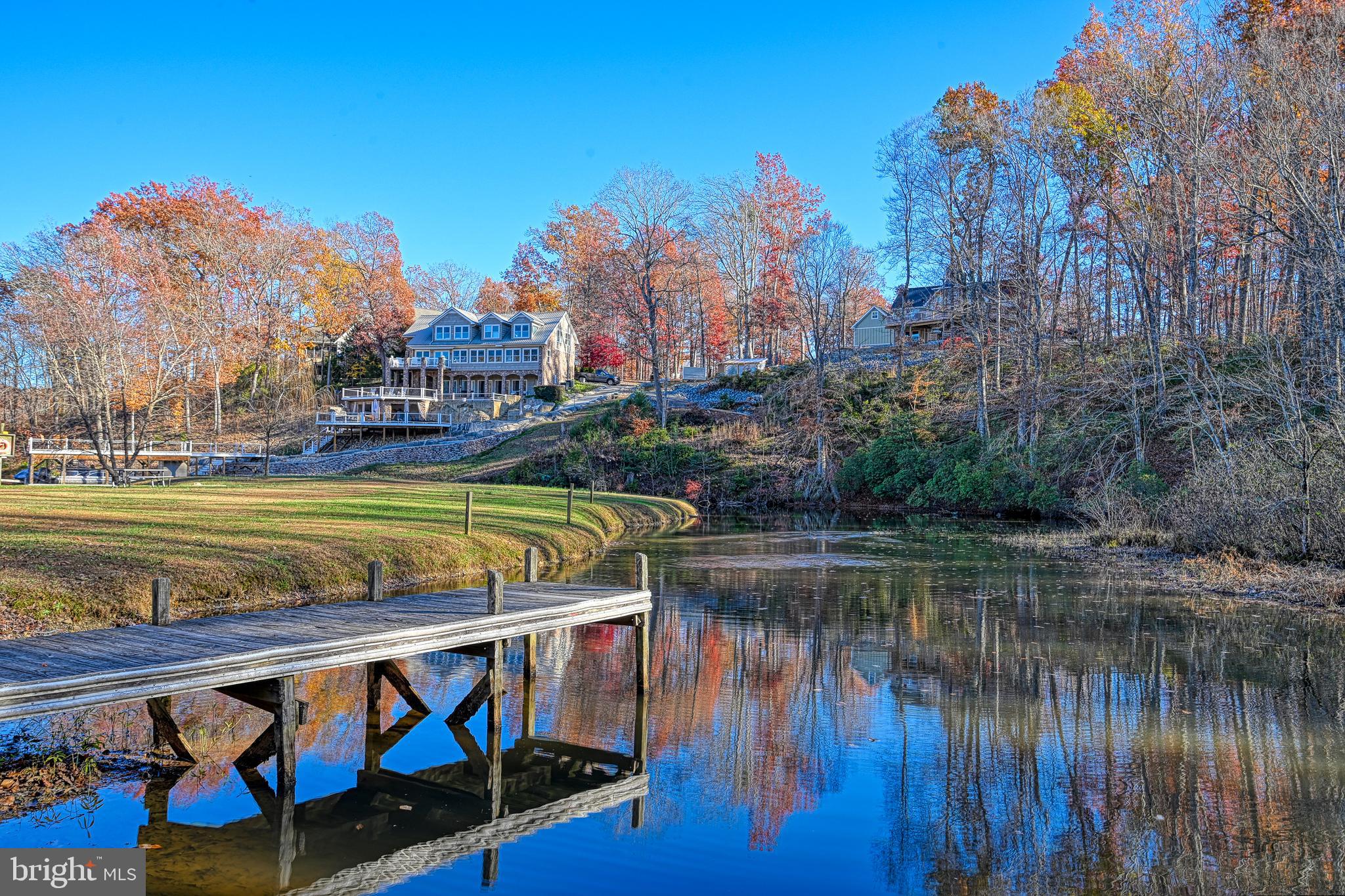 WILDWOOD ON LAKE ANNA - Land