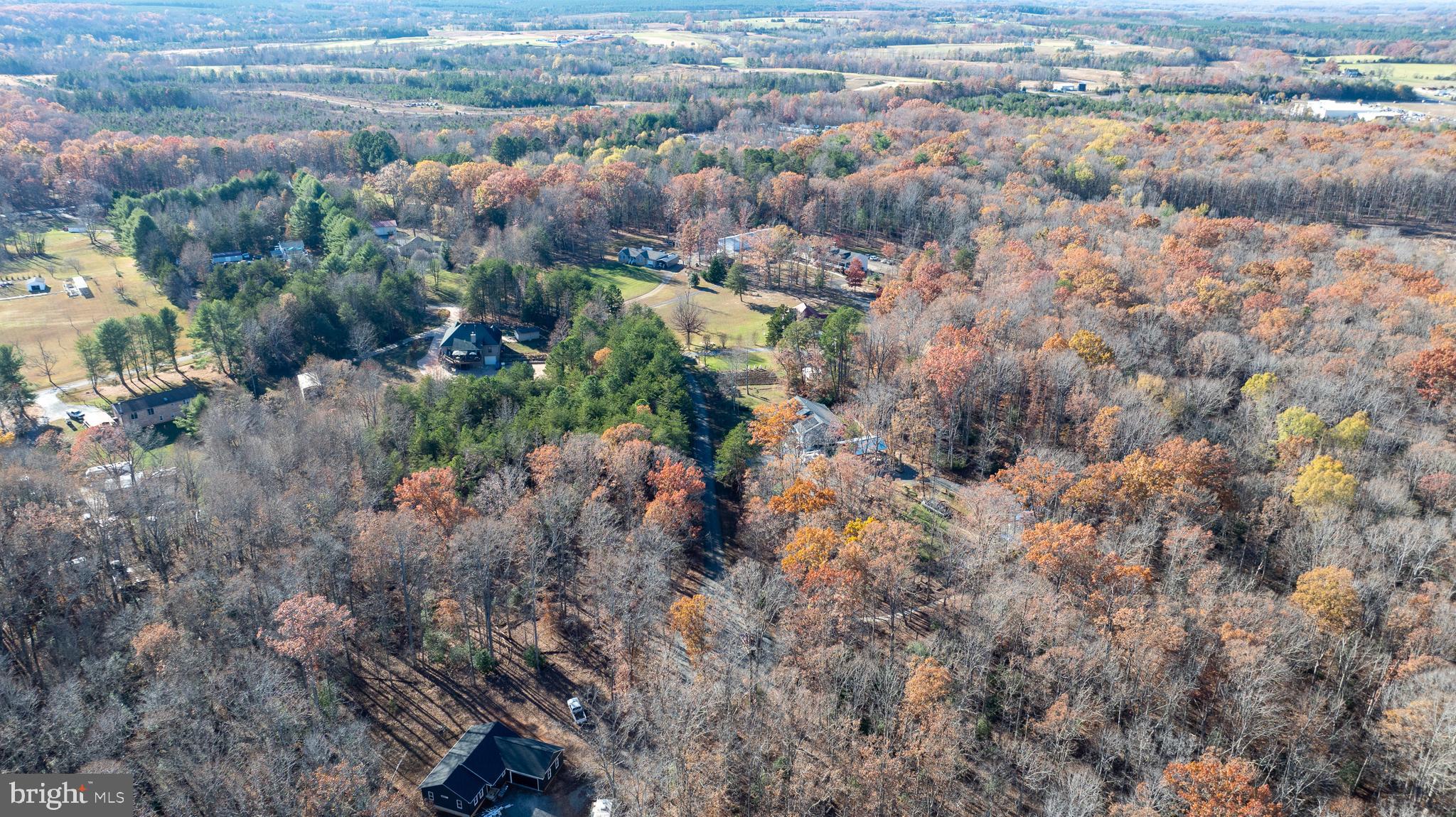 WILDWOOD ON LAKE ANNA - Land