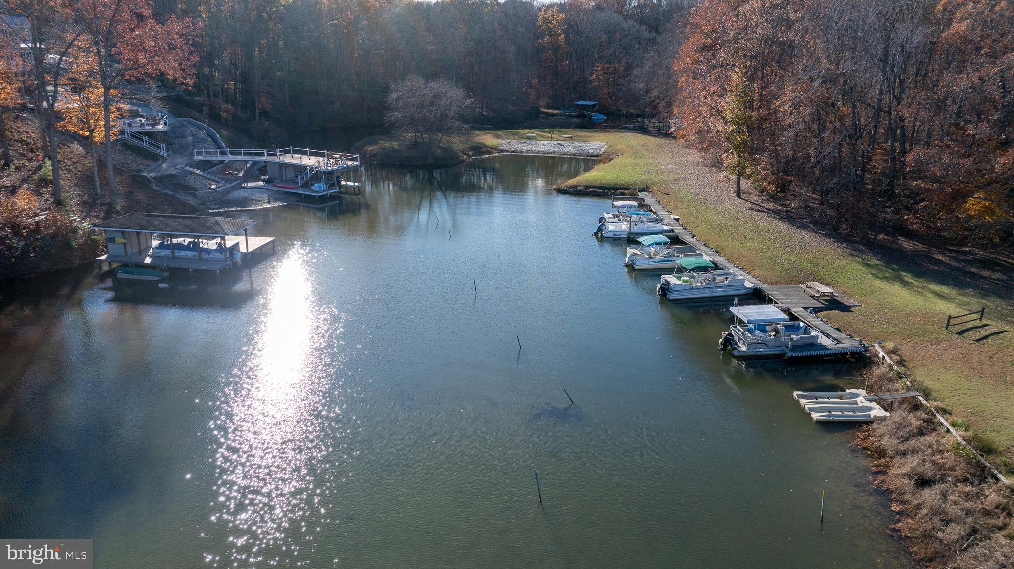 WILDWOOD ON LAKE ANNA - Land
