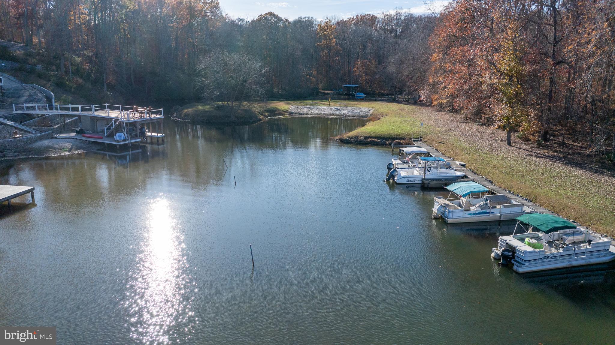 WILDWOOD ON LAKE ANNA - Land