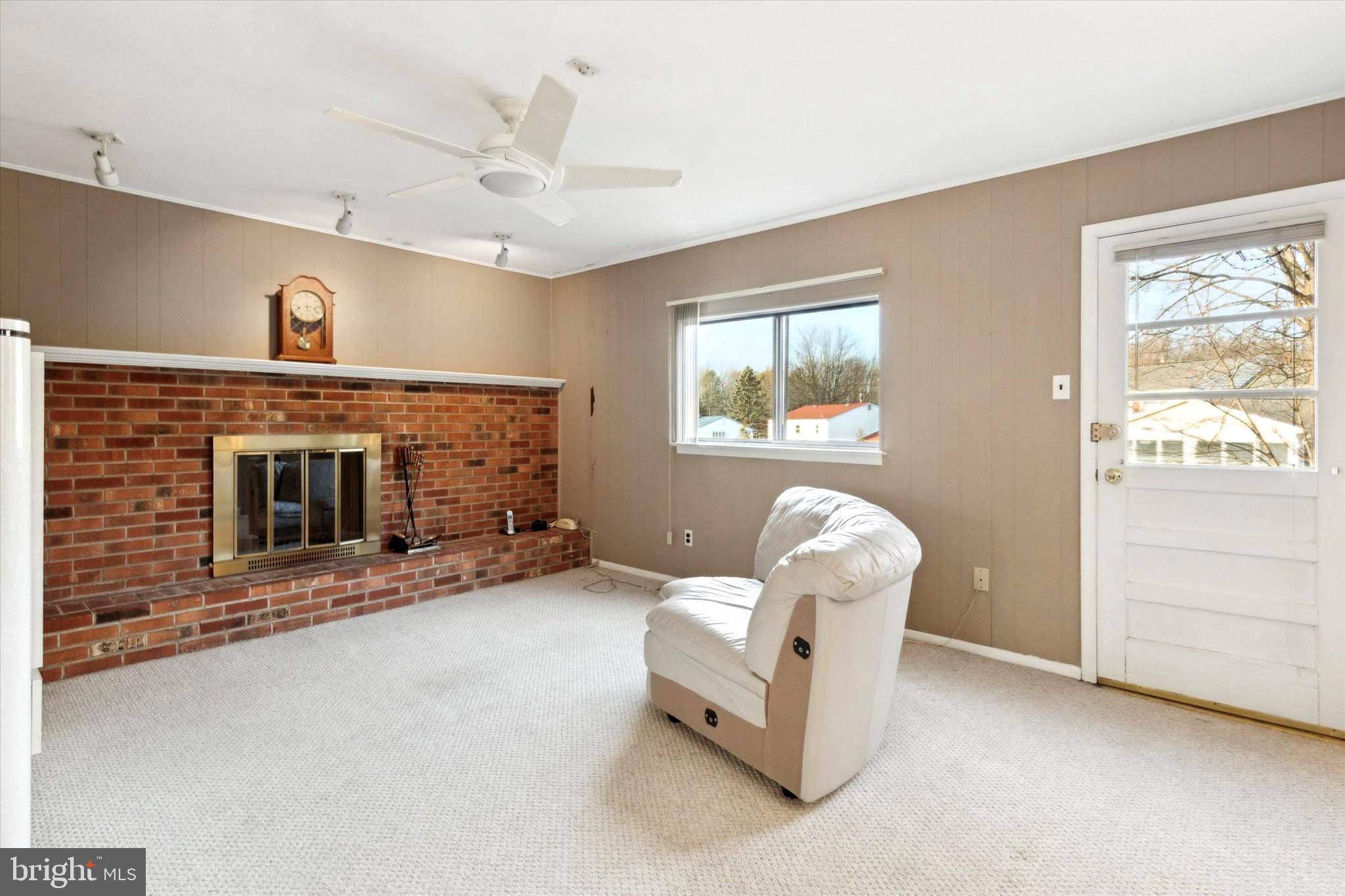 UPPER SOUTHAMPTON - Residential