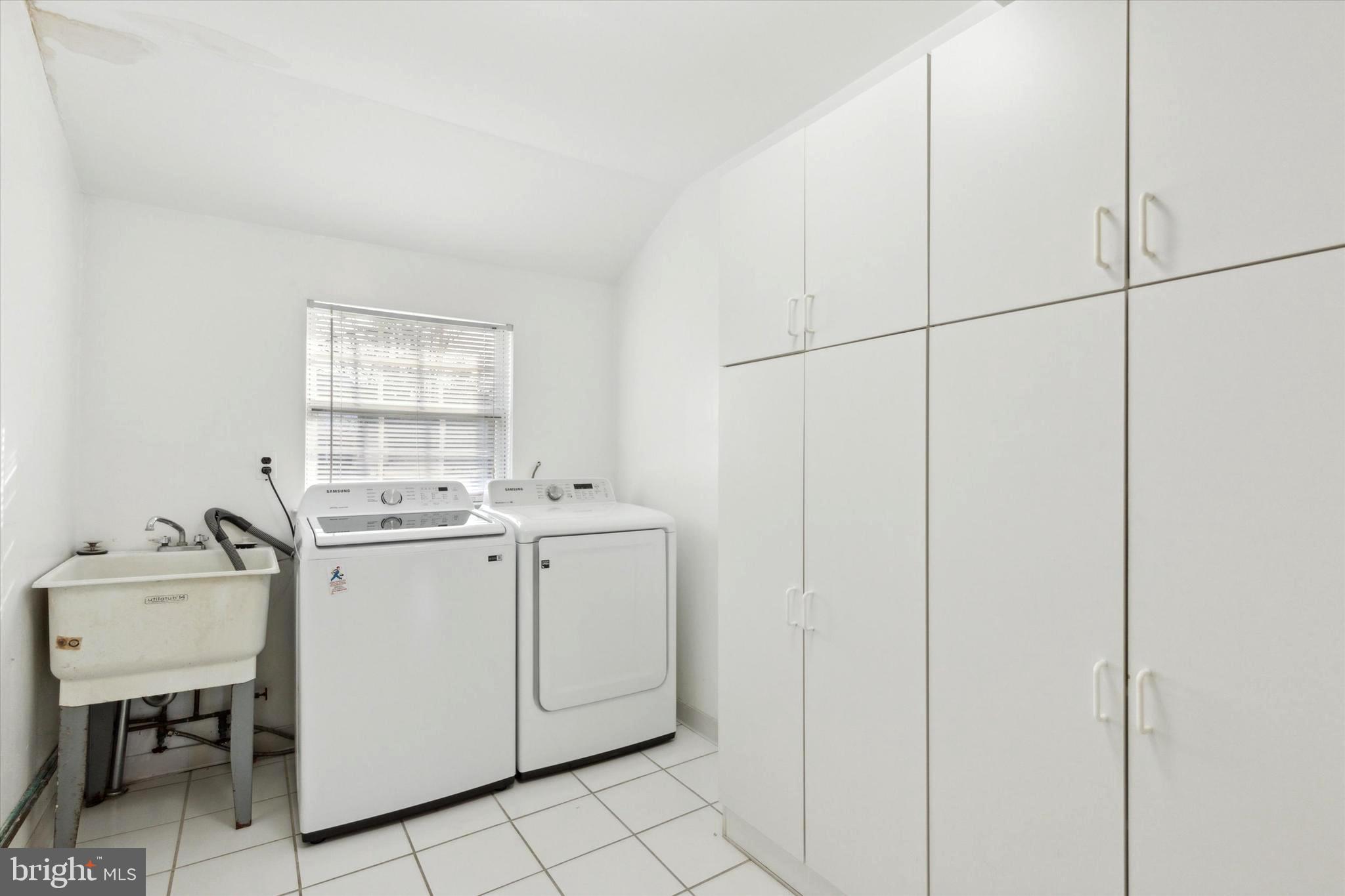 UPPER SOUTHAMPTON - Residential