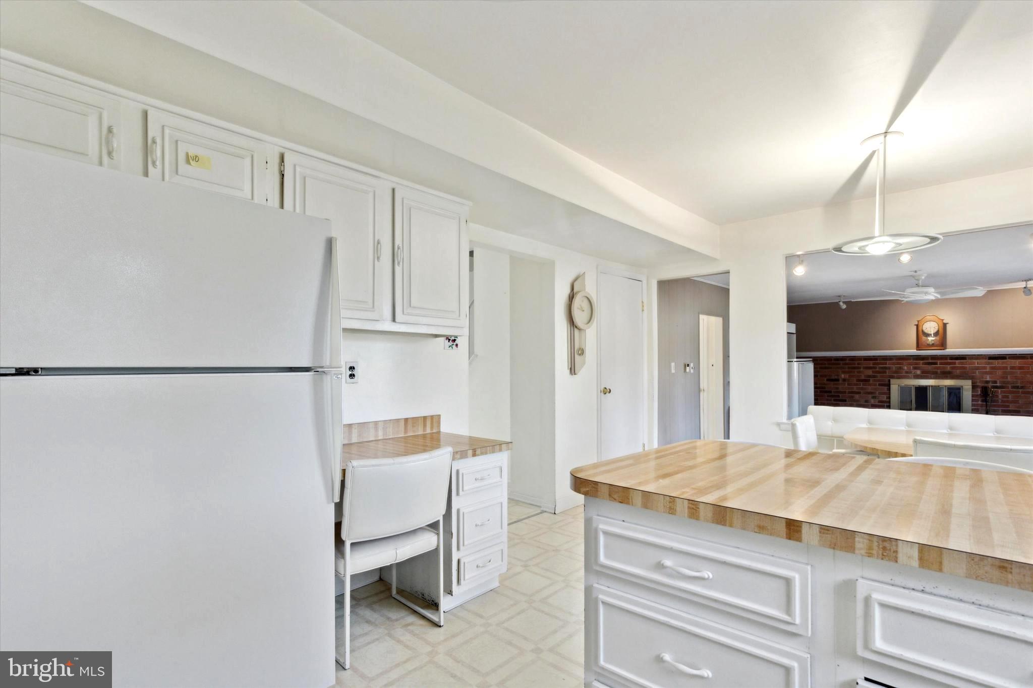 UPPER SOUTHAMPTON - Residential