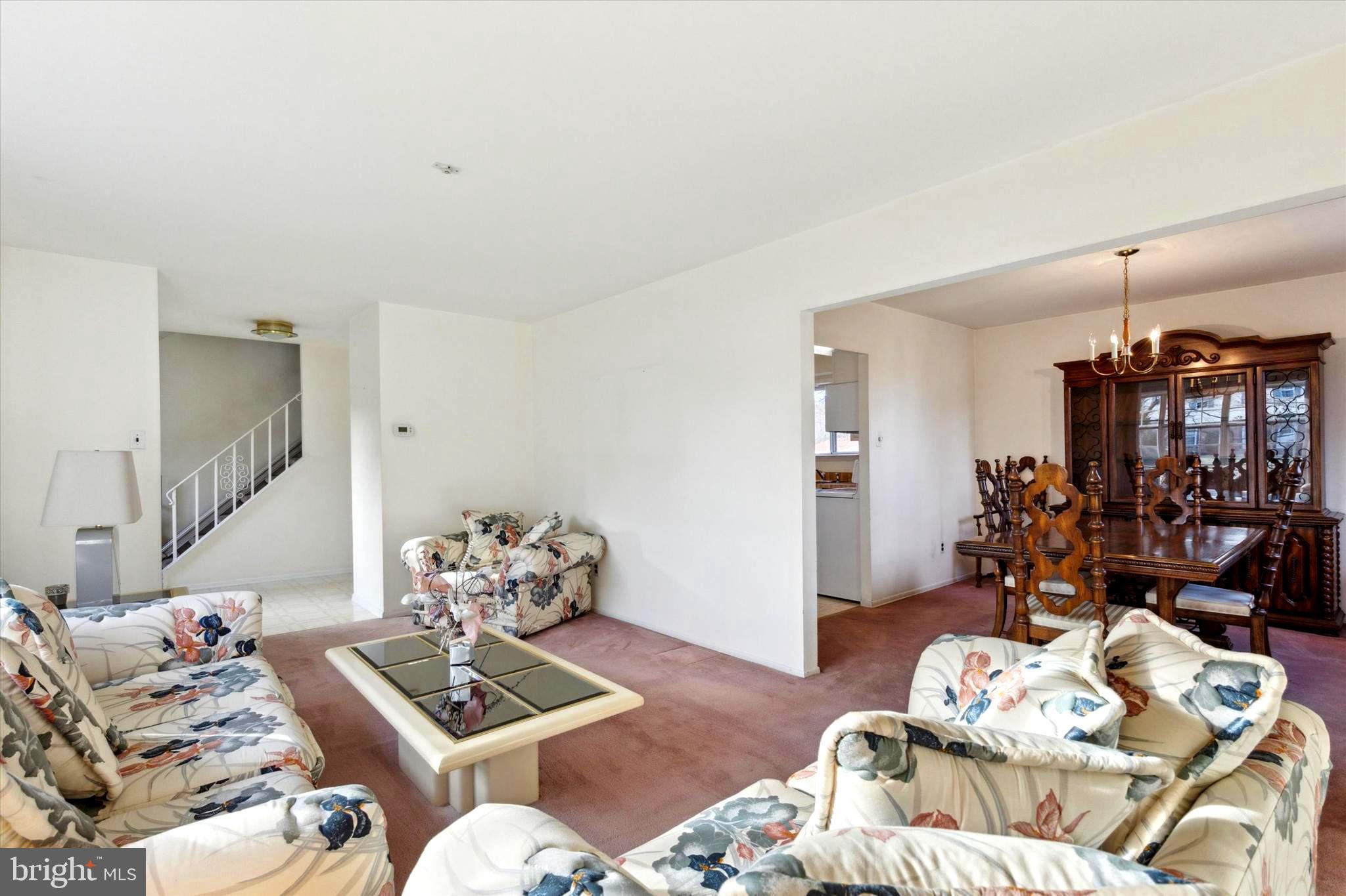 UPPER SOUTHAMPTON - Residential