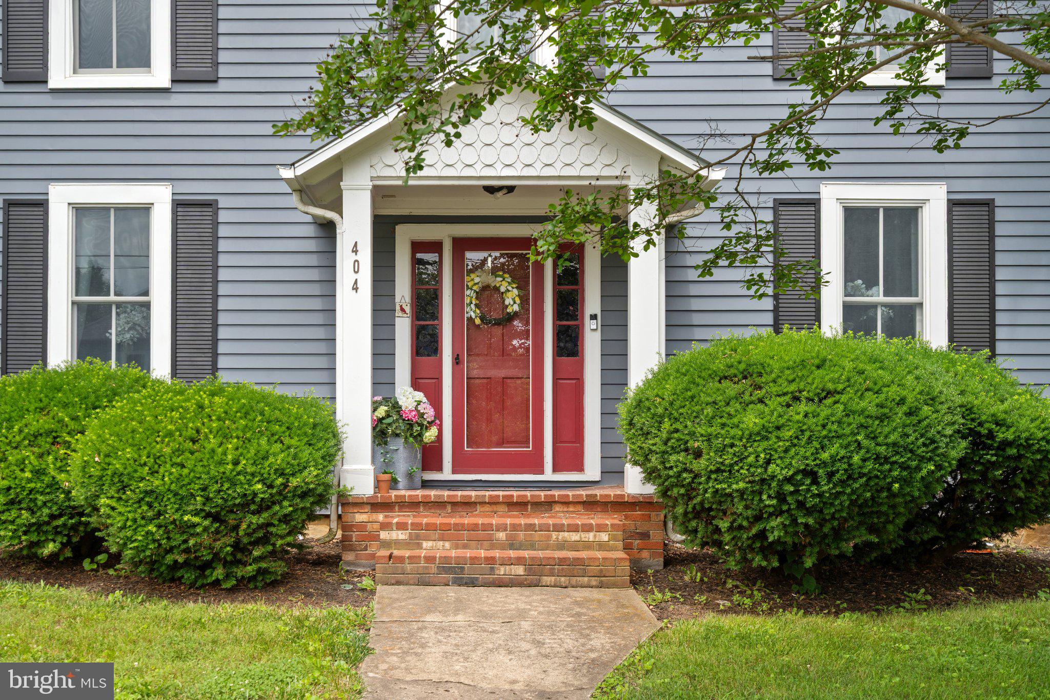 404 N FRANKLIN STREET