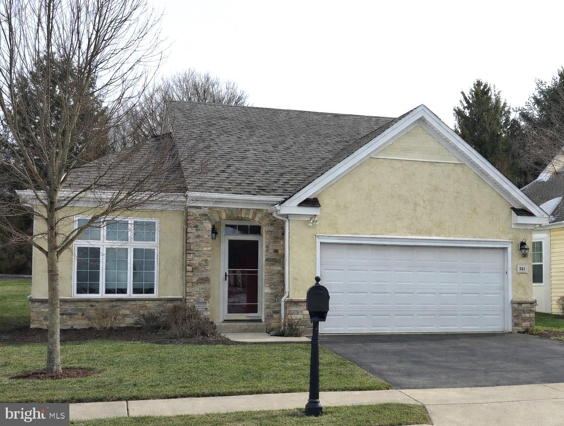 HERITAGE CR ESTS - Residential