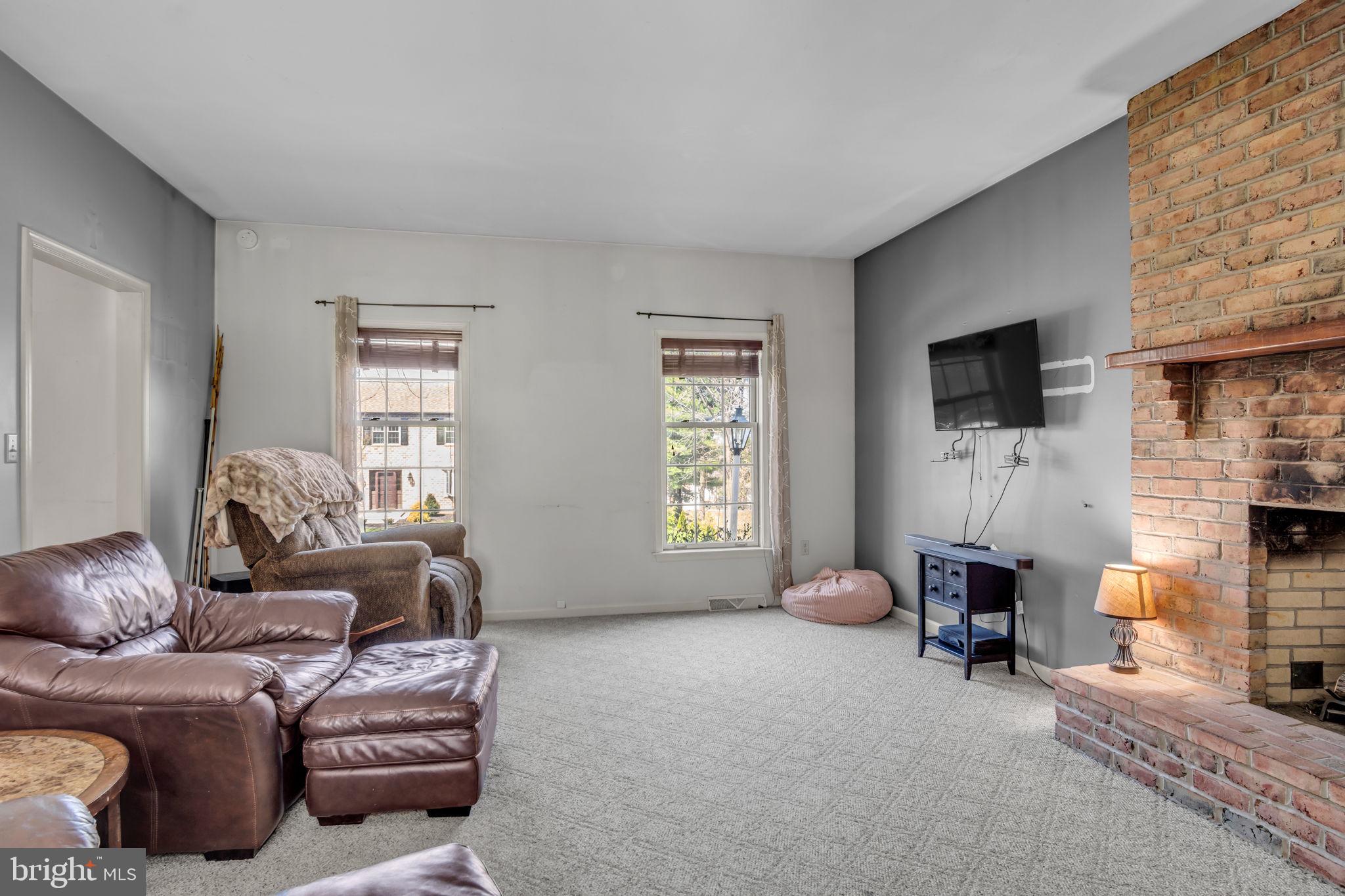 ASPEN MEADOWS - Residential