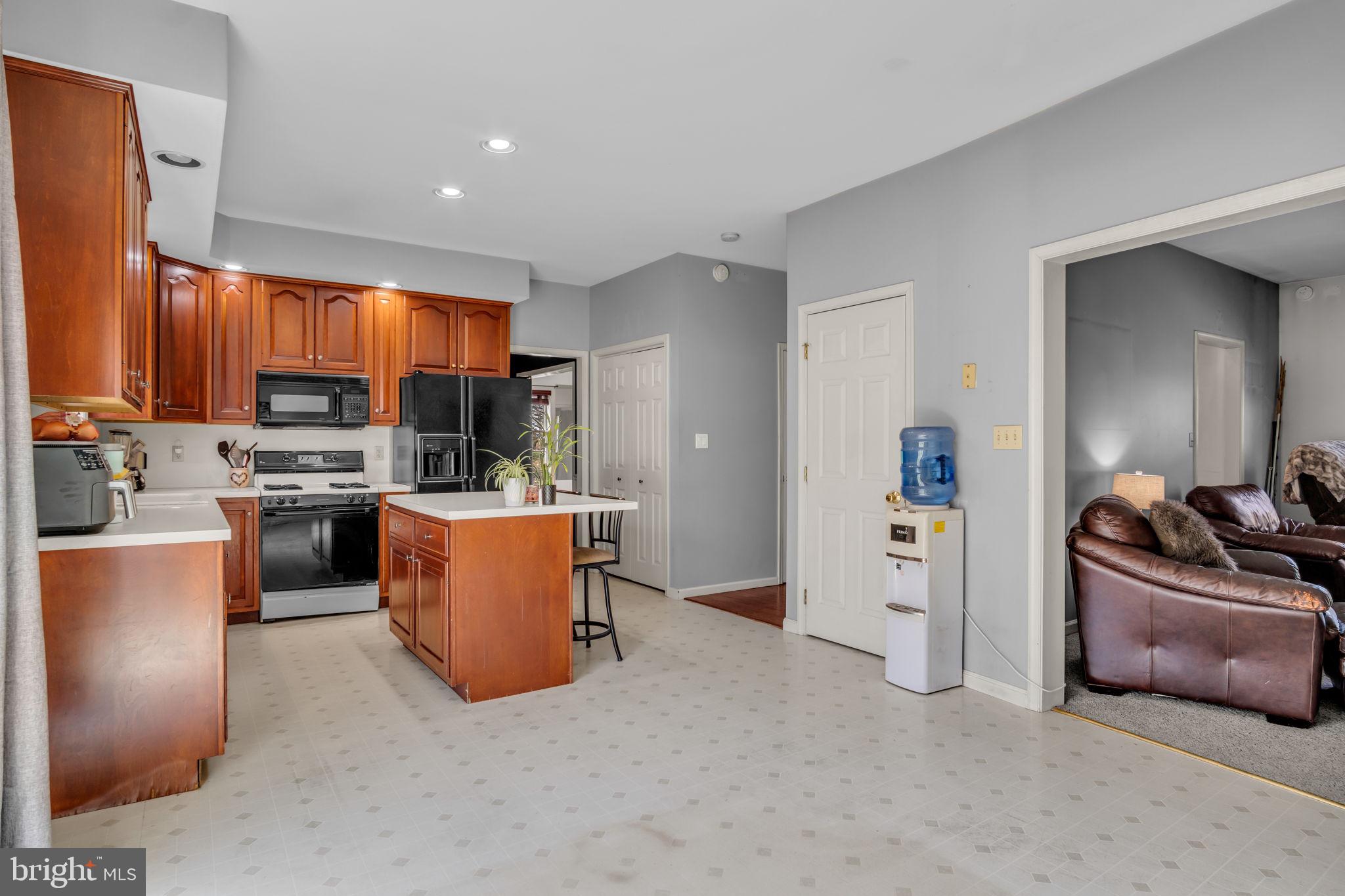 ASPEN MEADOWS - Residential