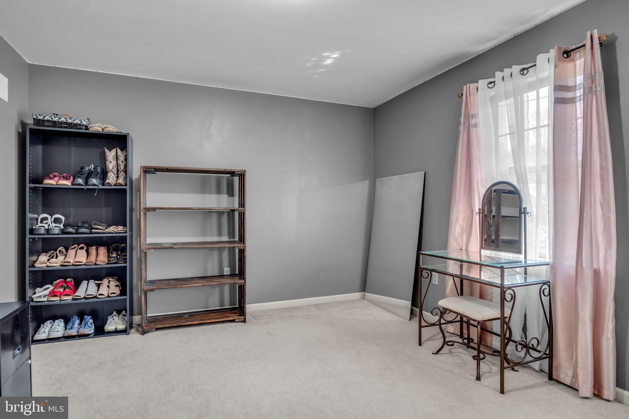 ASPEN MEADOWS - Residential