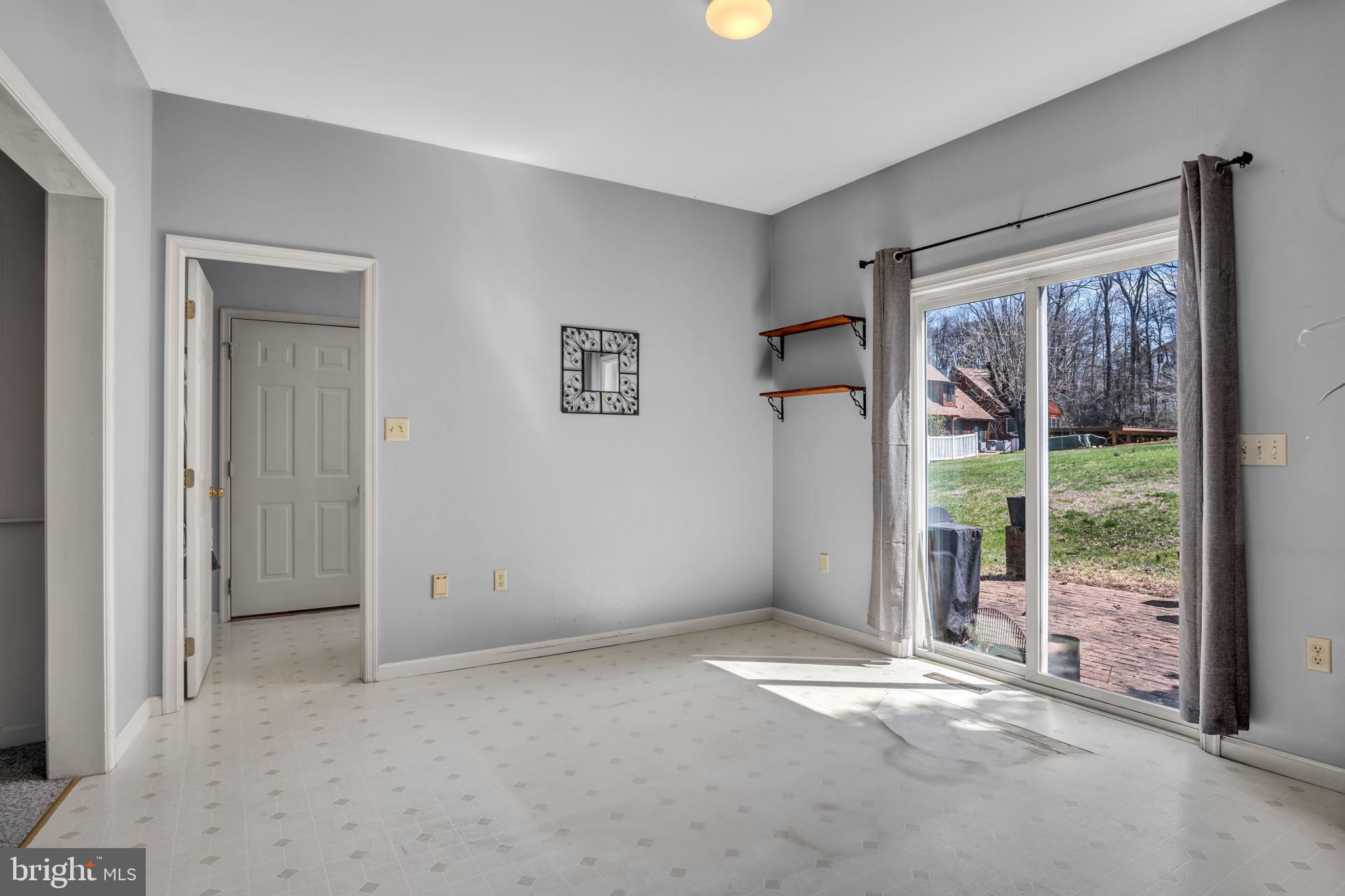 ASPEN MEADOWS - Residential