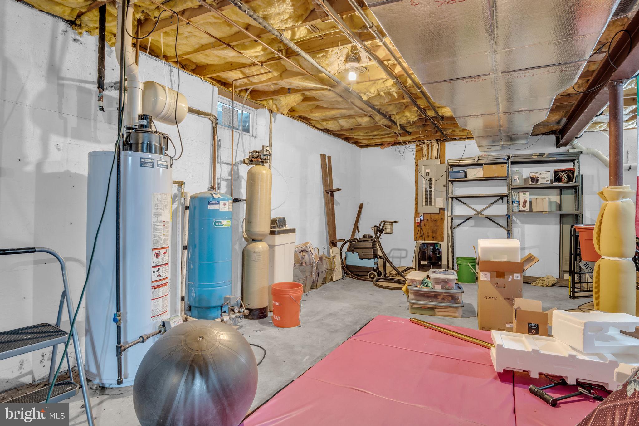 ASPEN MEADOWS - Residential