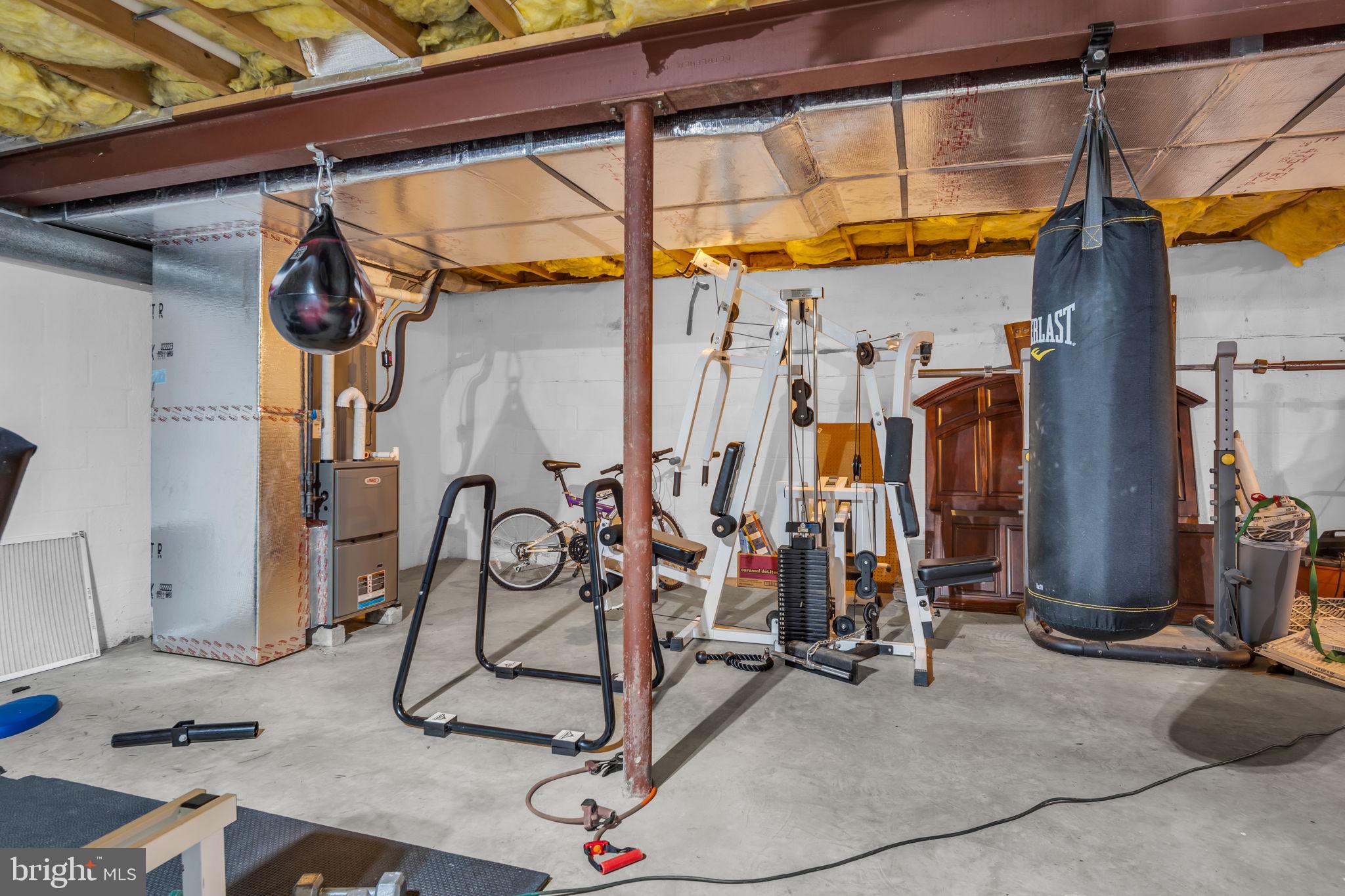 ASPEN MEADOWS - Residential