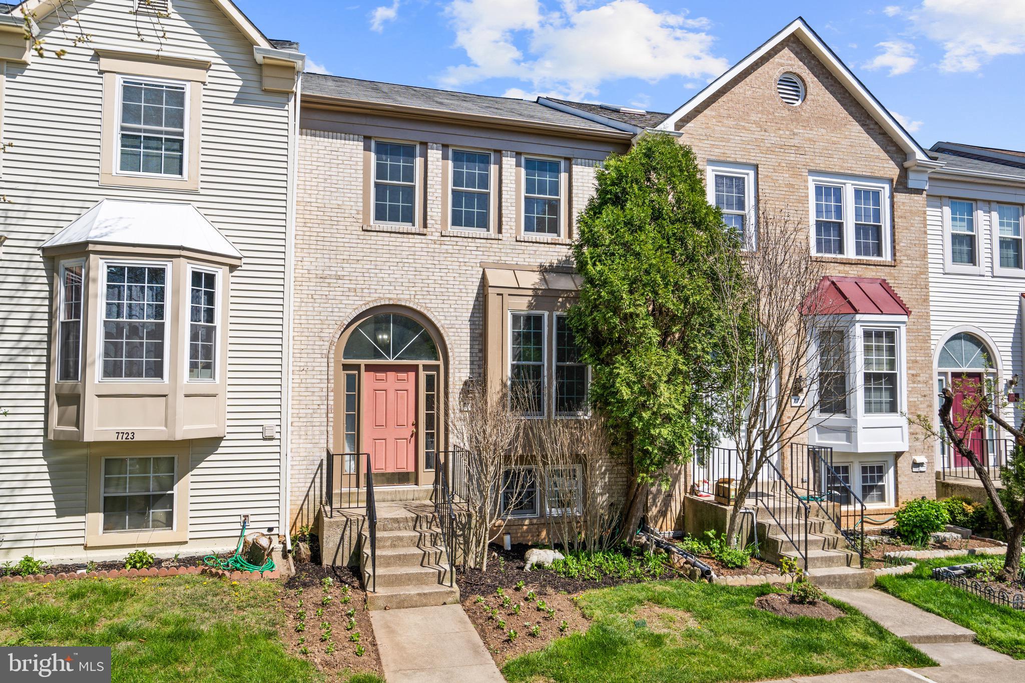 PARK OVERLOOK - Residential Lease