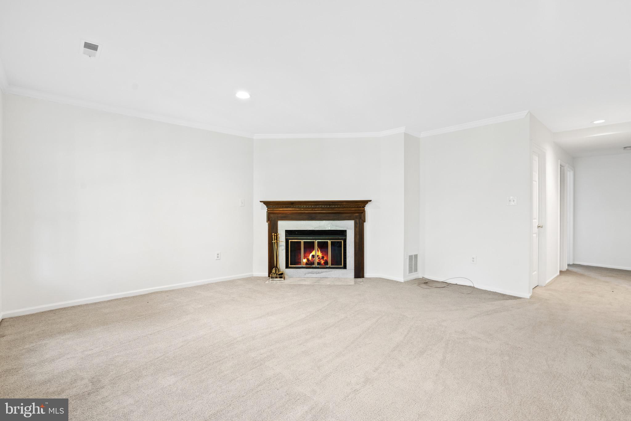 PARK OVERLOOK - Residential Lease