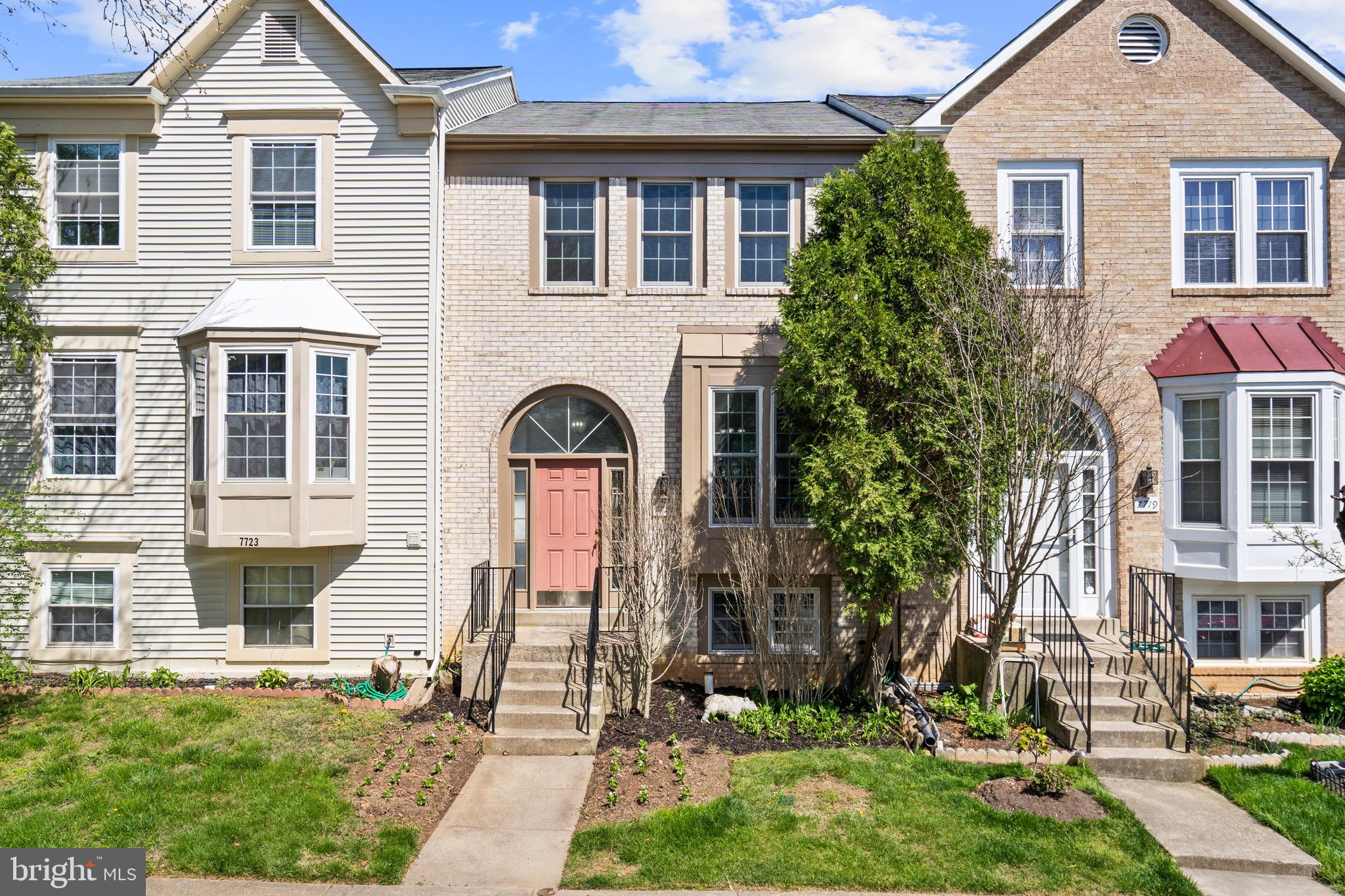 PARK OVERLOOK - Residential Lease