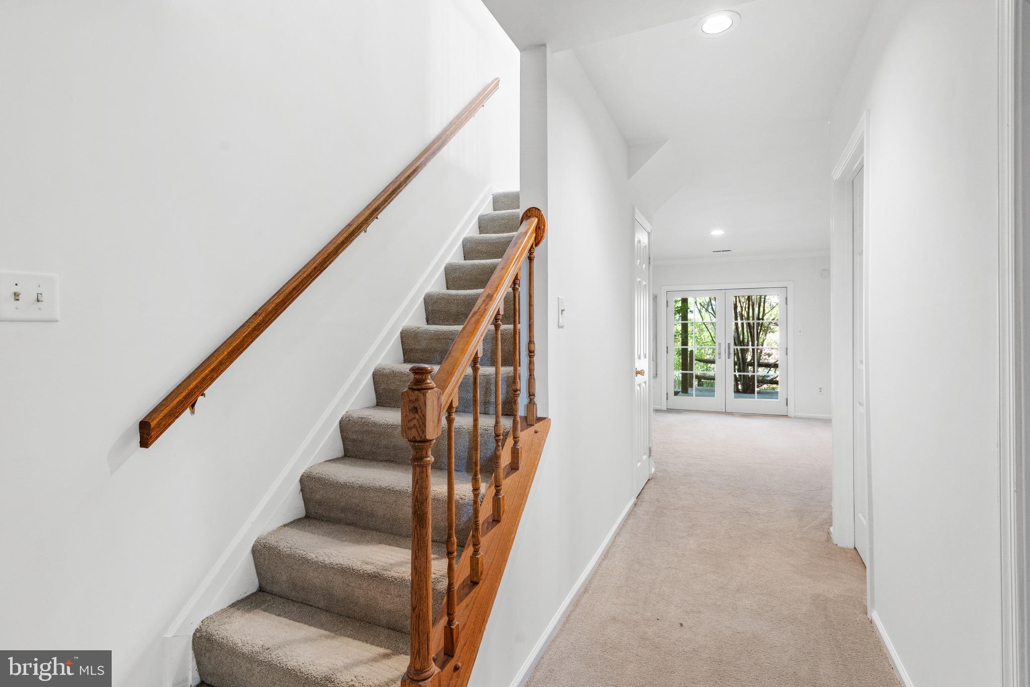 PARK OVERLOOK - Residential Lease