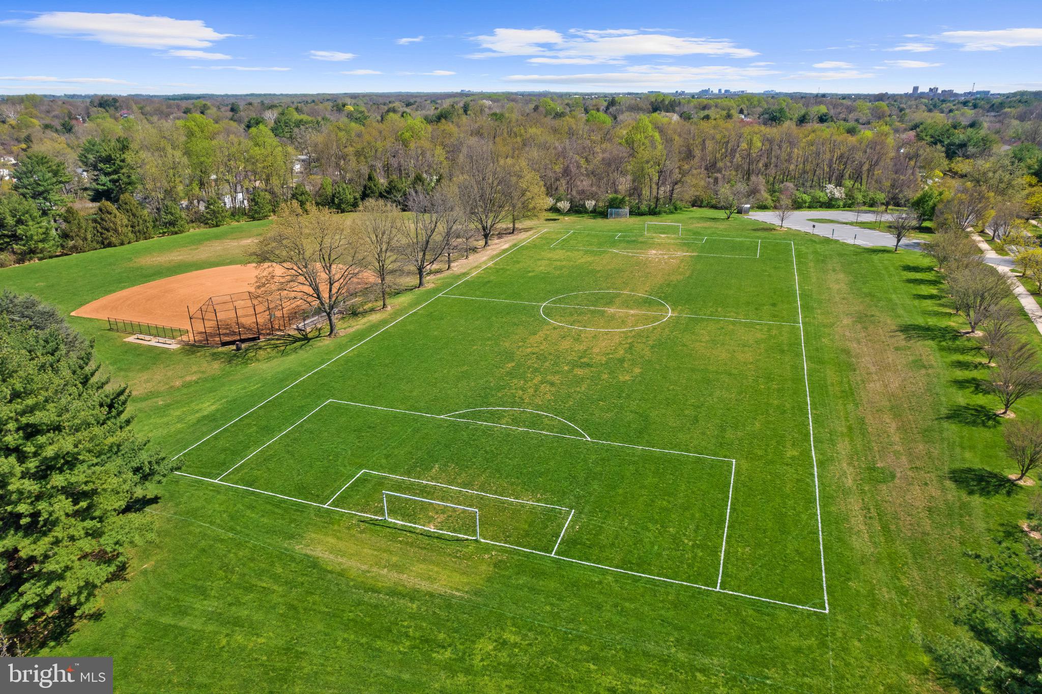 PARK OVERLOOK - Residential Lease