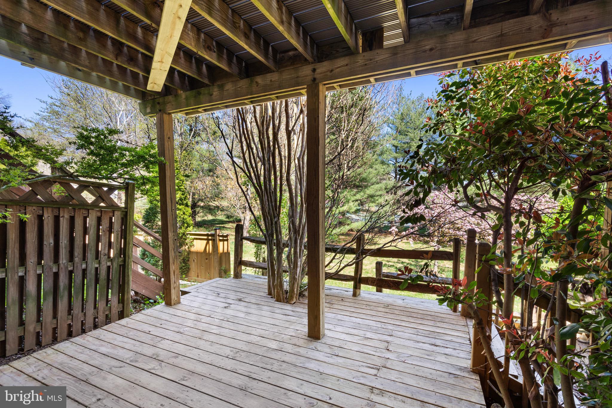 PARK OVERLOOK - Residential Lease