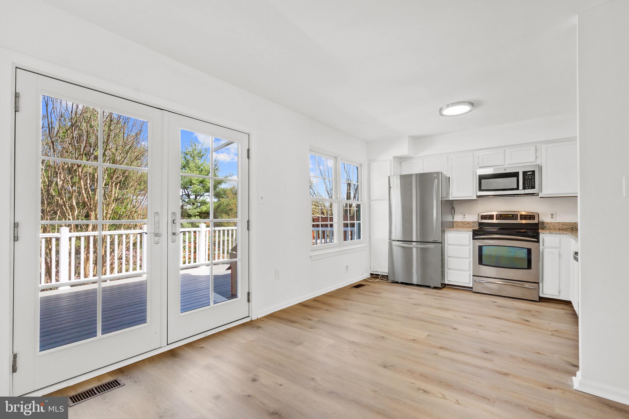 PARK OVERLOOK - Residential Lease