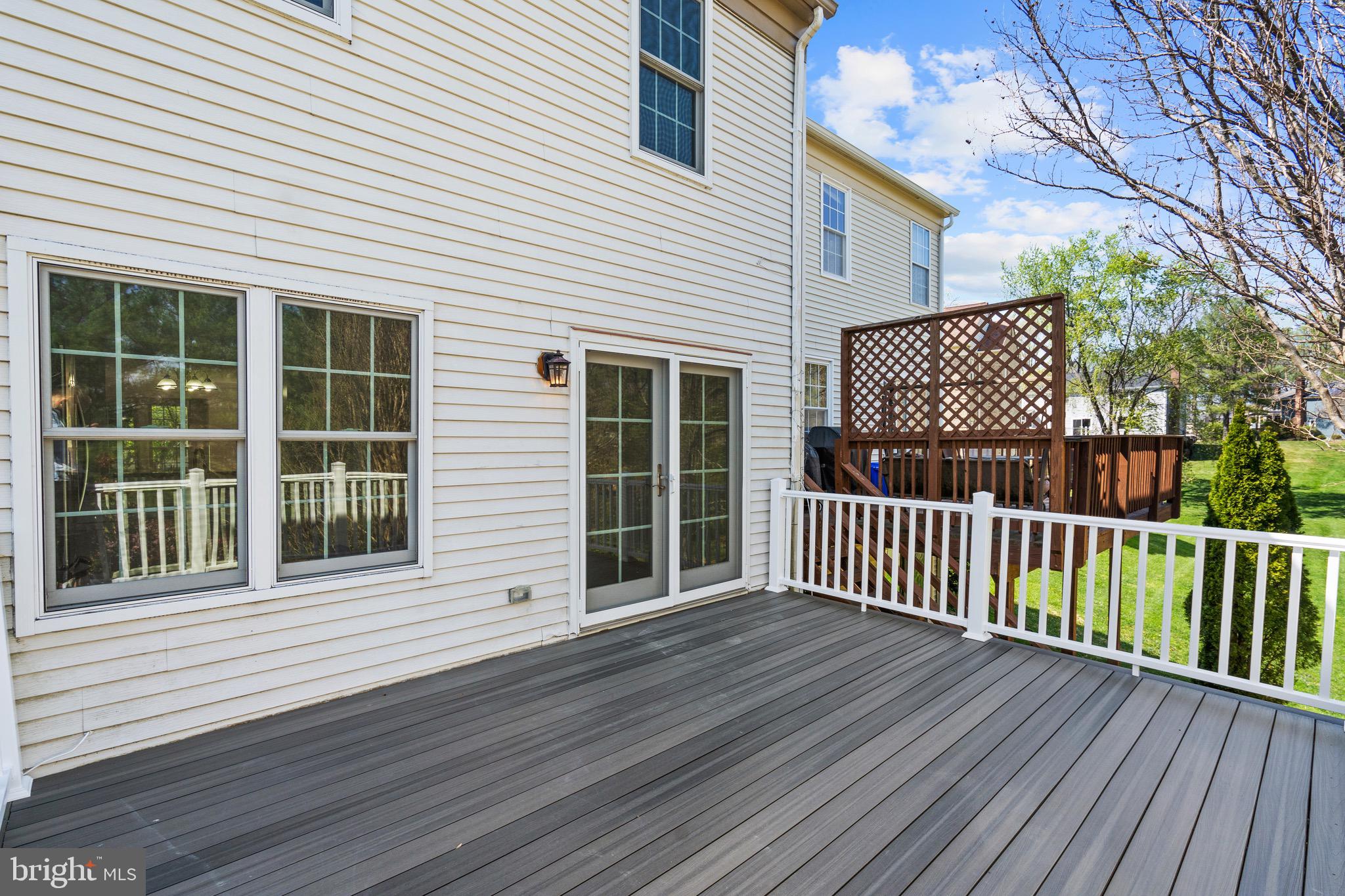 PARK OVERLOOK - Residential Lease