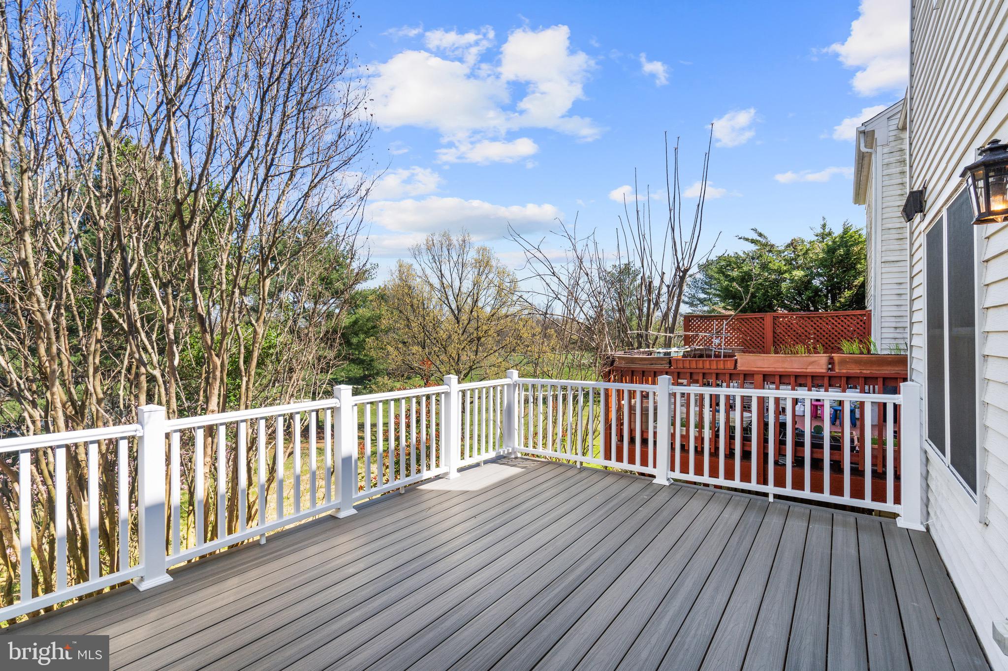 PARK OVERLOOK - Residential Lease