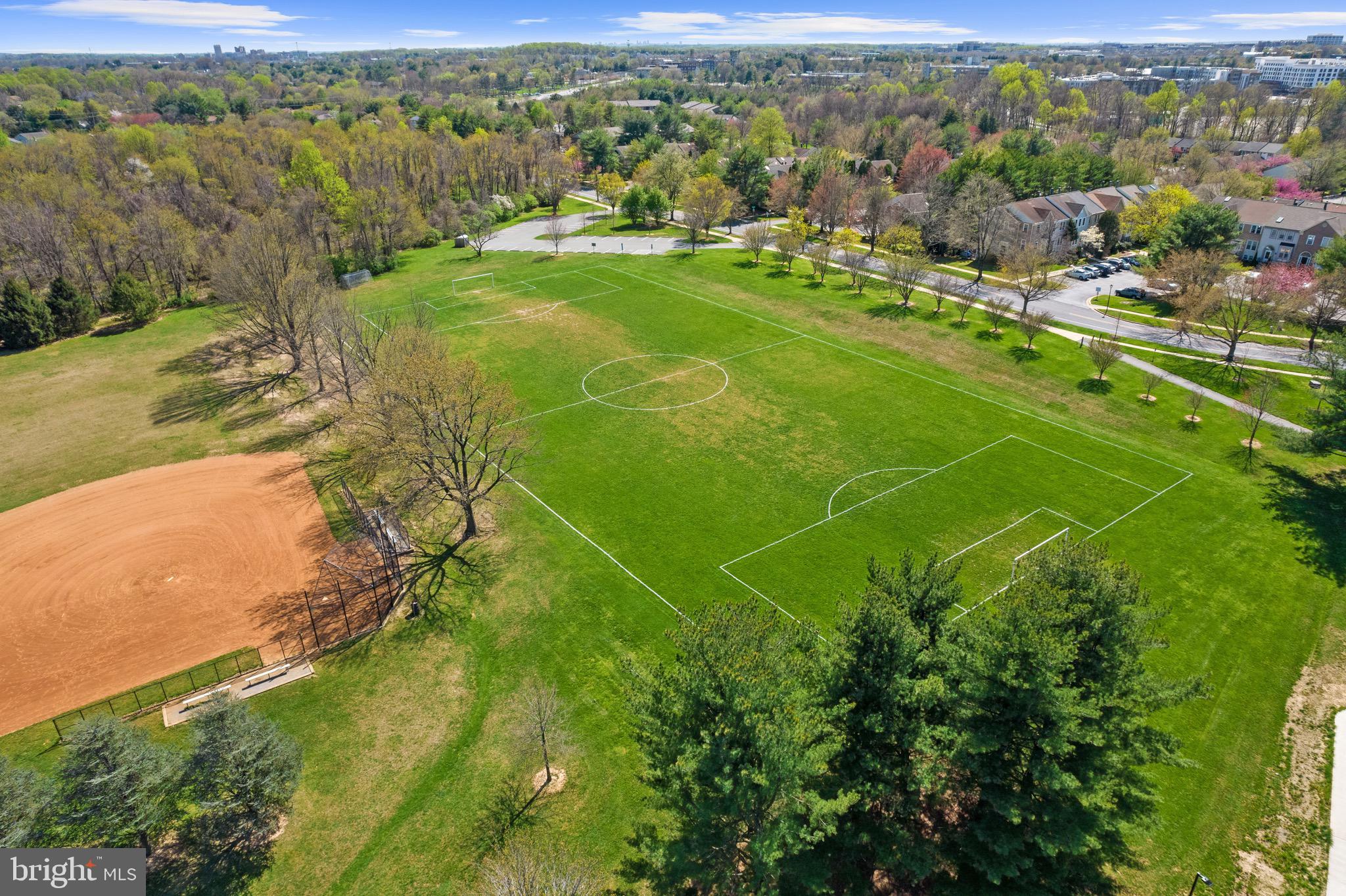 PARK OVERLOOK - Residential Lease