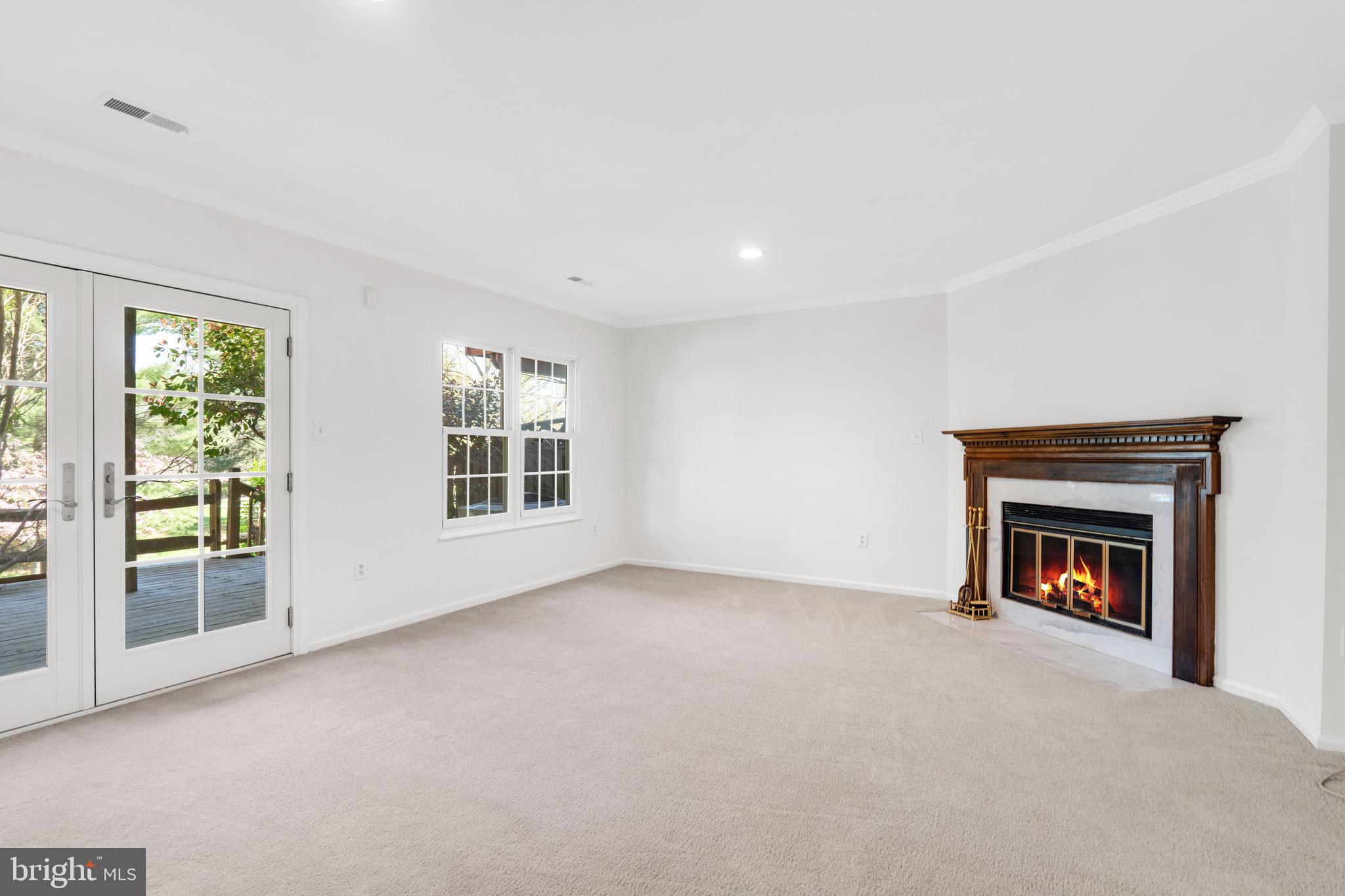 PARK OVERLOOK - Residential Lease